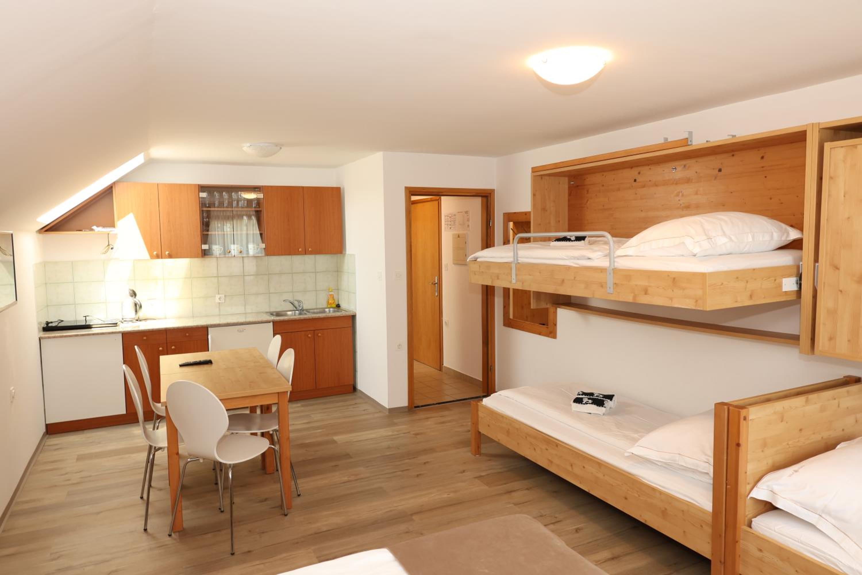 Apartment - Photo 10