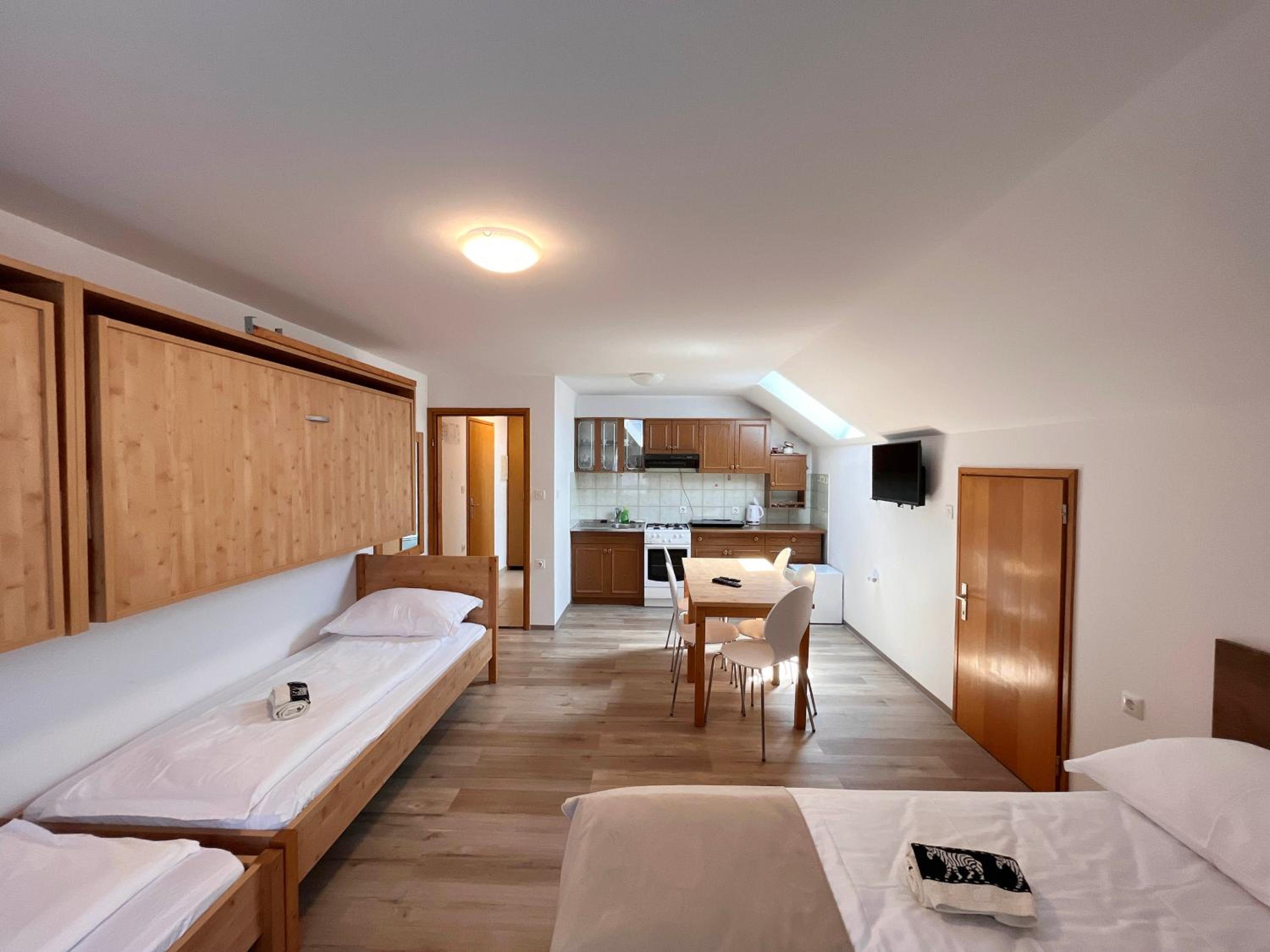 Apartment - Photo 9