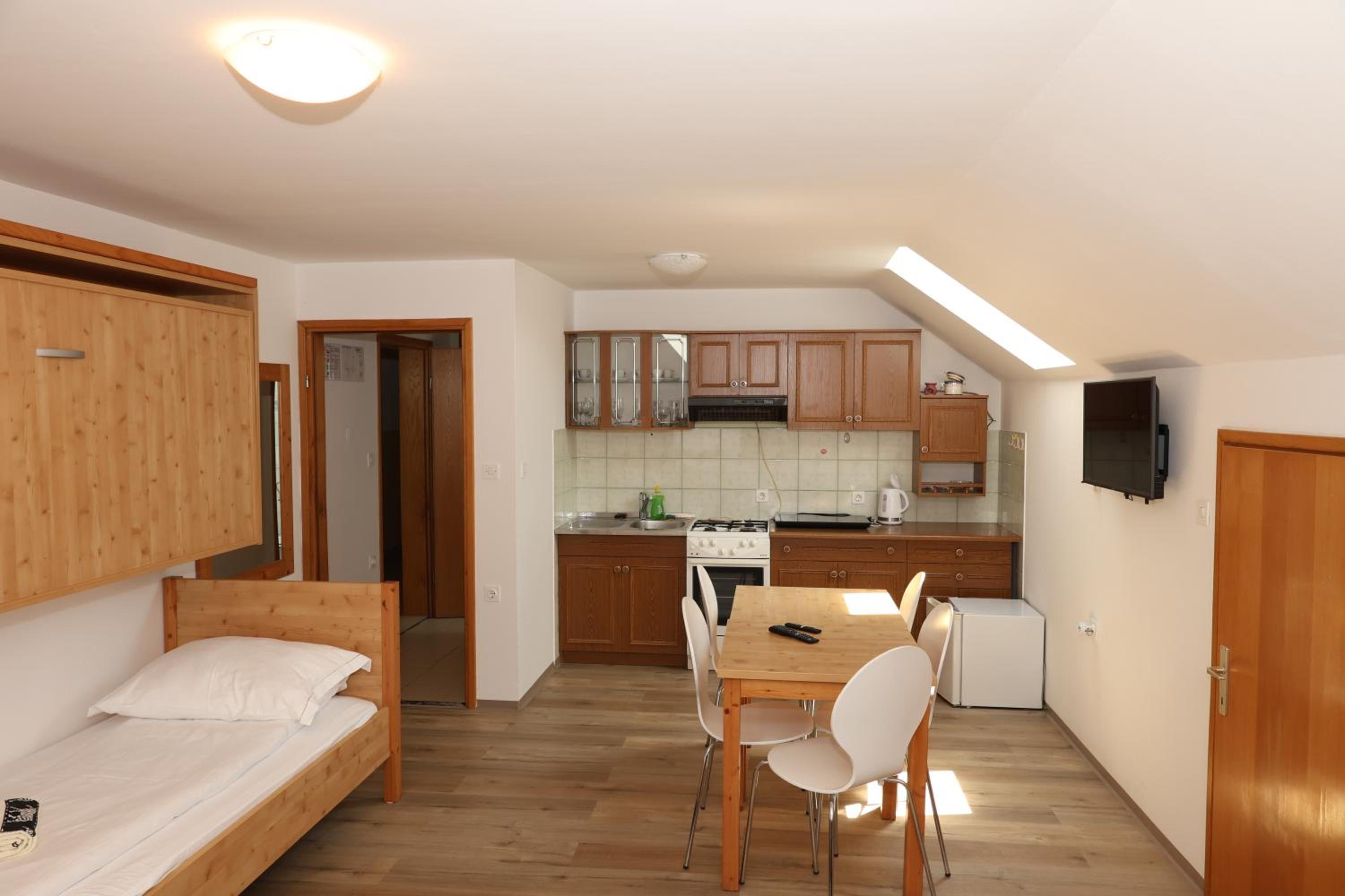 Apartment - Photo 13