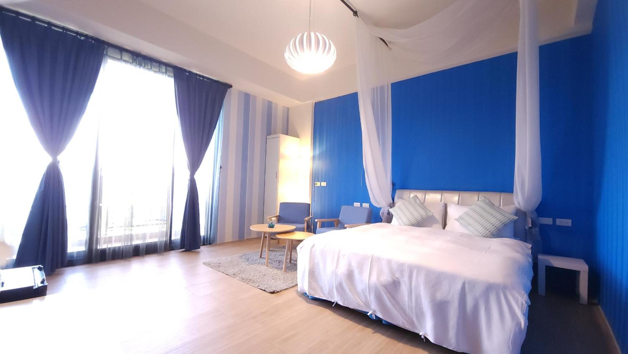 Deluxe Double Room with Balcony photo 1