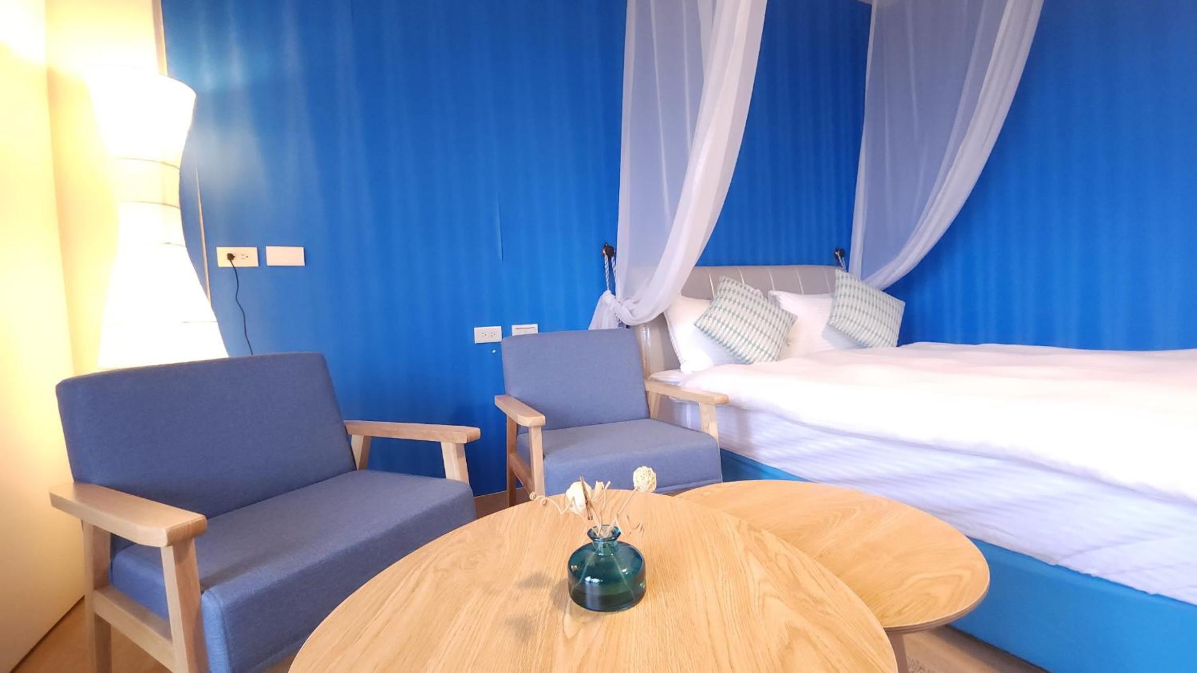 Deluxe Double Room with Balcony photo 3