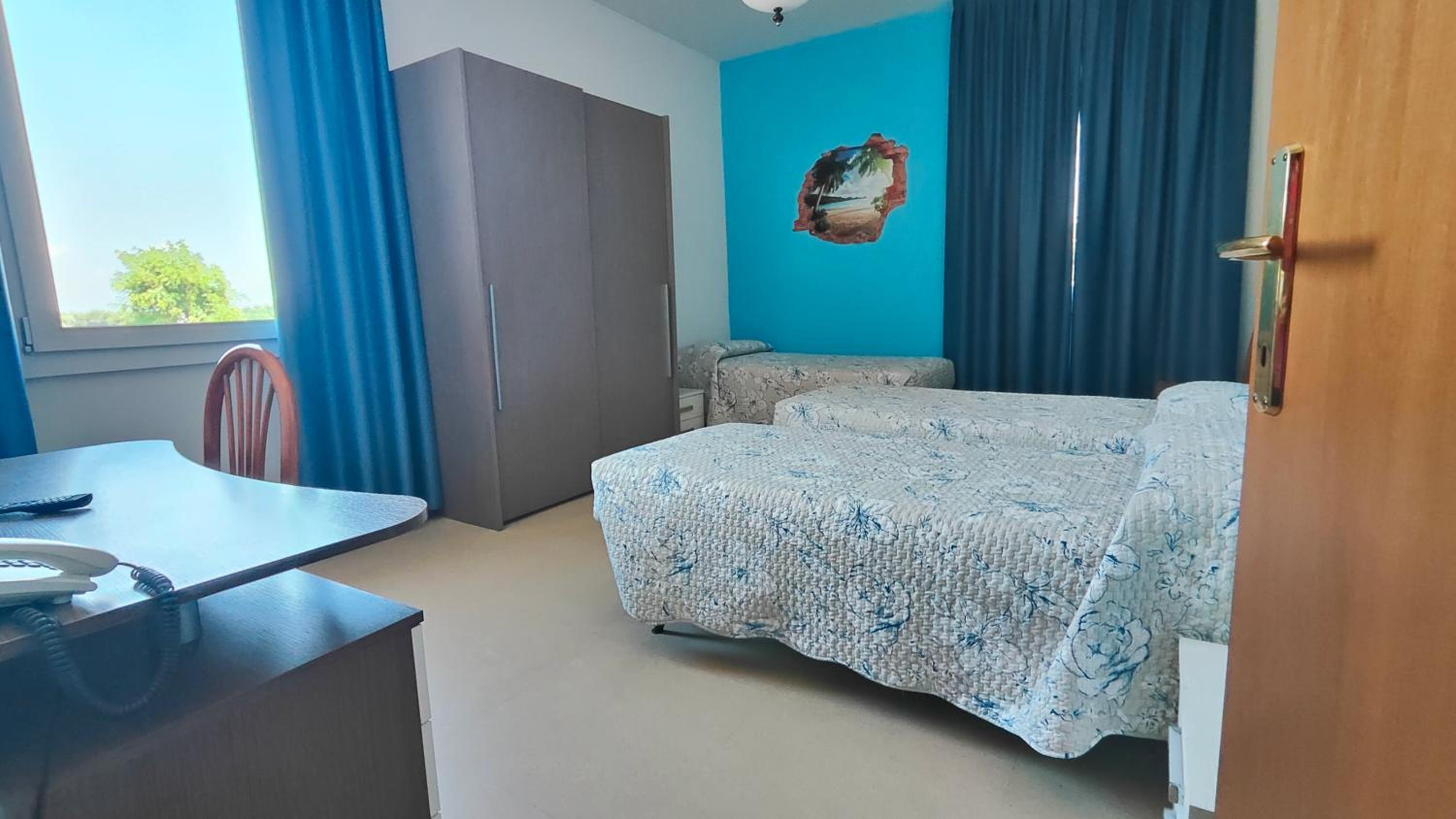 Double or Twin Room photo 2