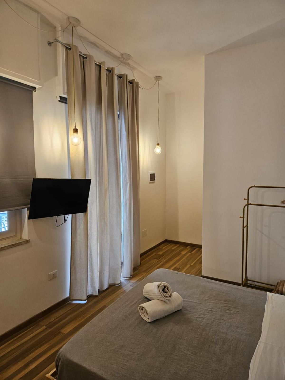 Double Room with Spa Bath photo 3
