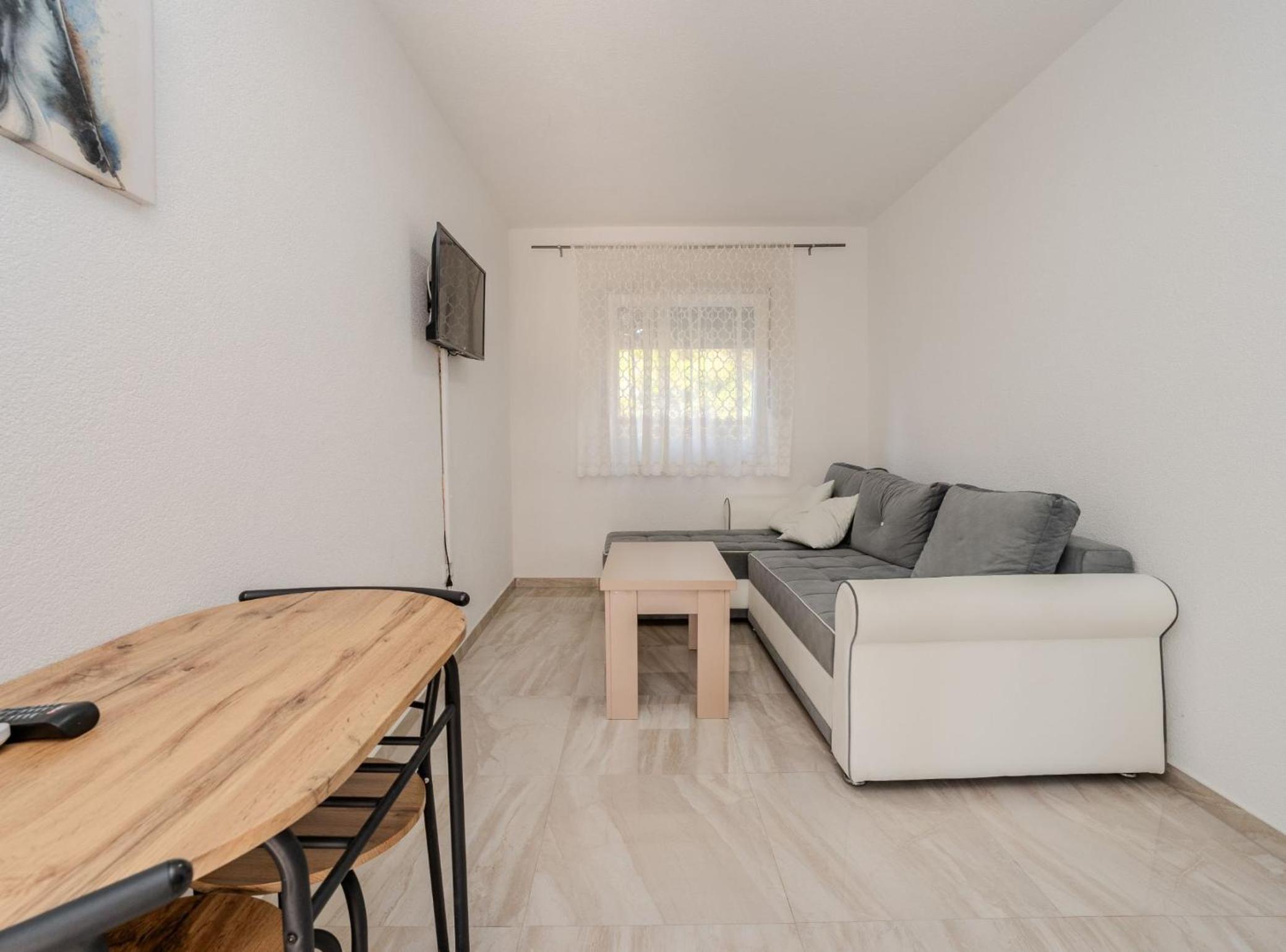 One Bedroom Apartment photo 1