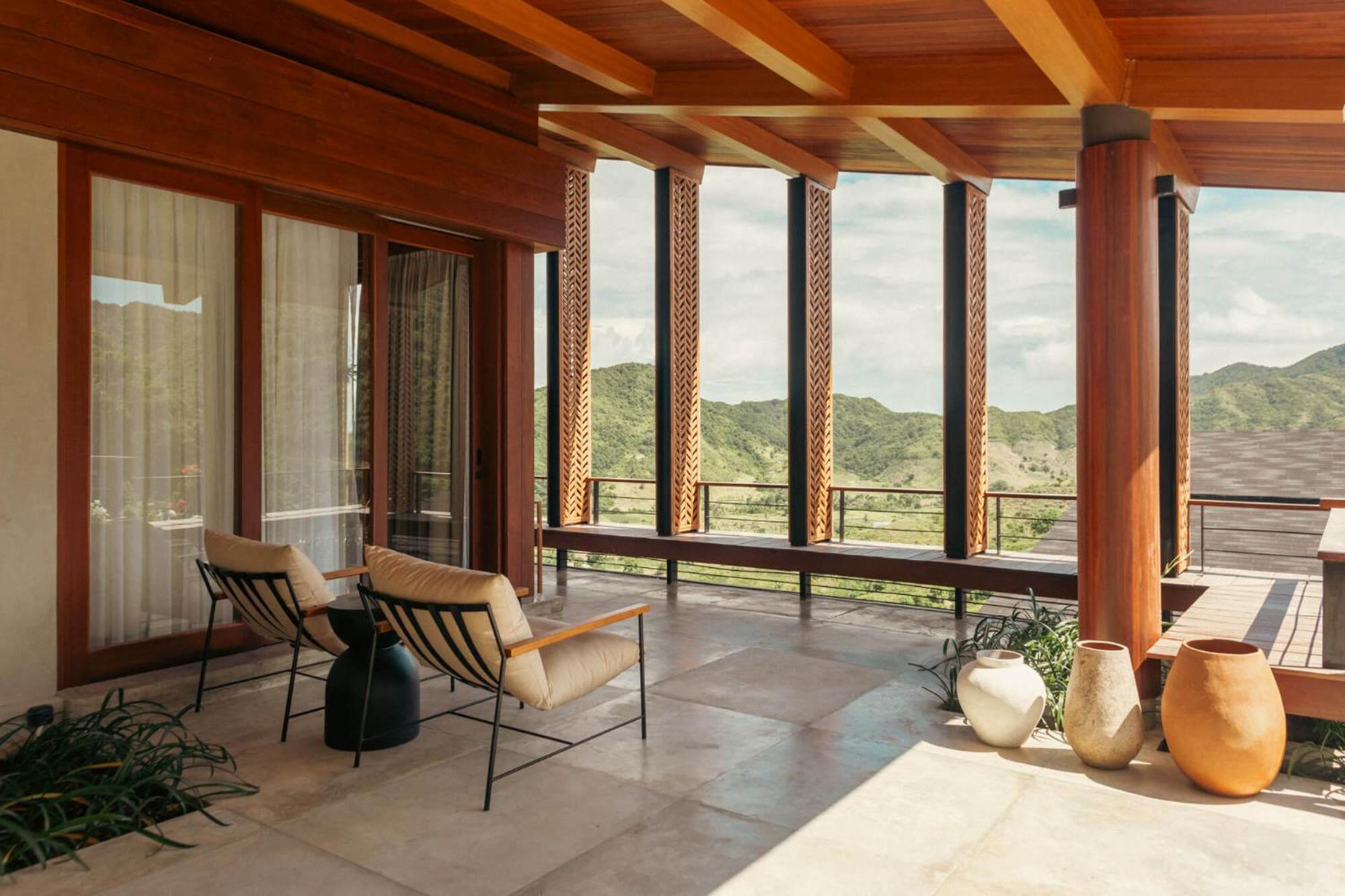 Four Bedroom Villa GEM with Sea View - Photo 18