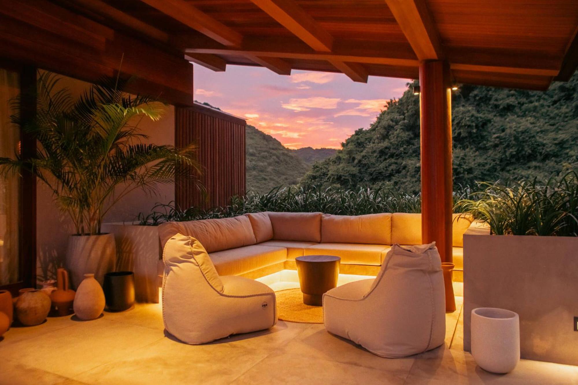 Four Bedroom Villa GEM with Sea View - Photo 4