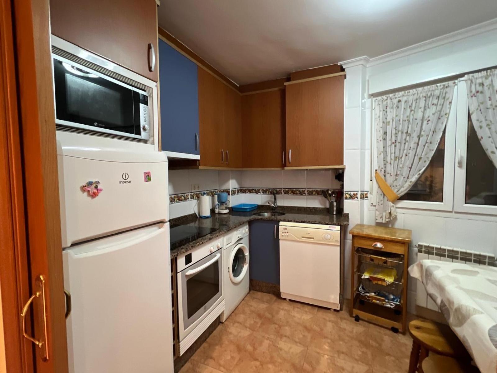 Three-Bedroom Premium Apartment photo 2