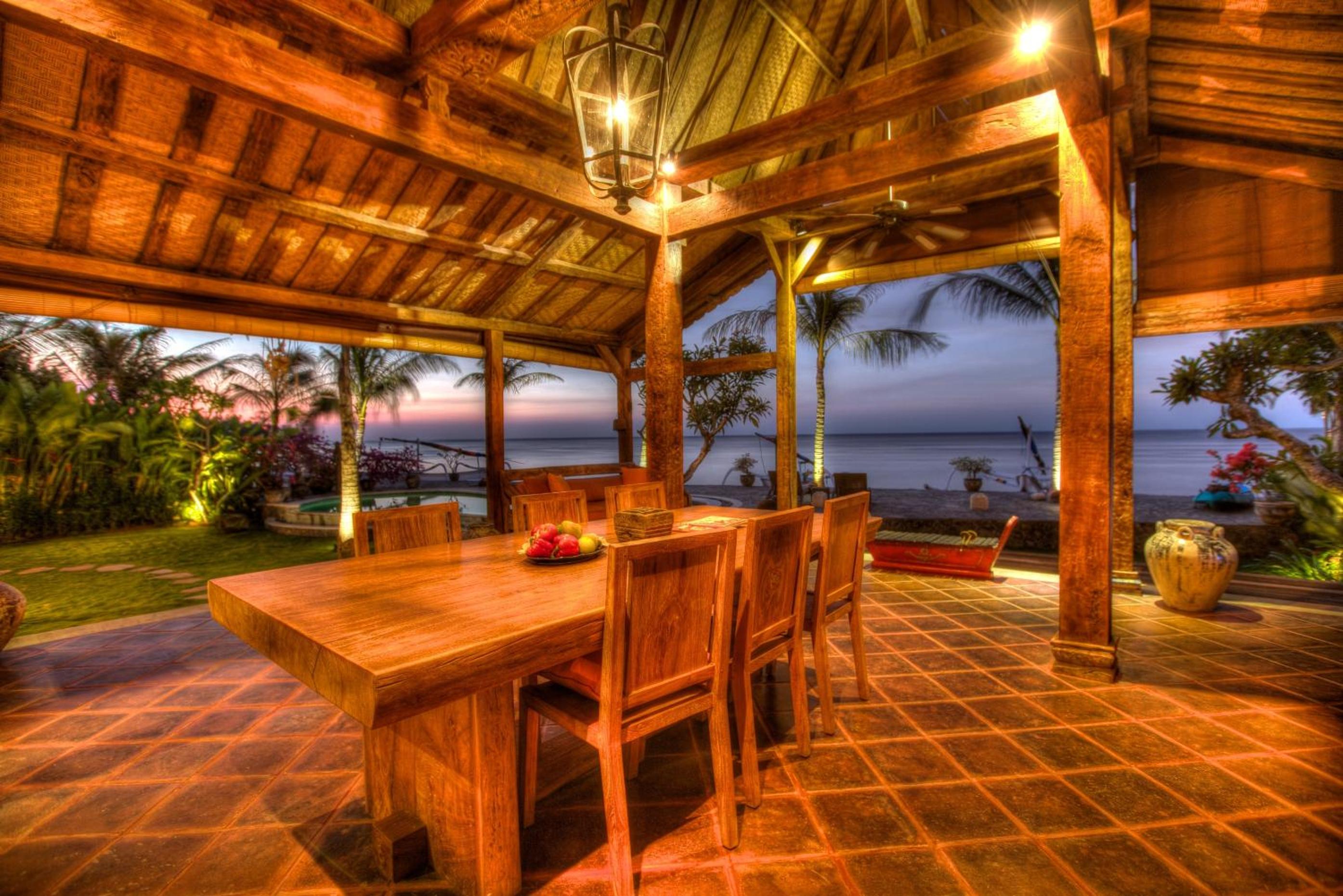 Three-Bedroom Villa photo 2
