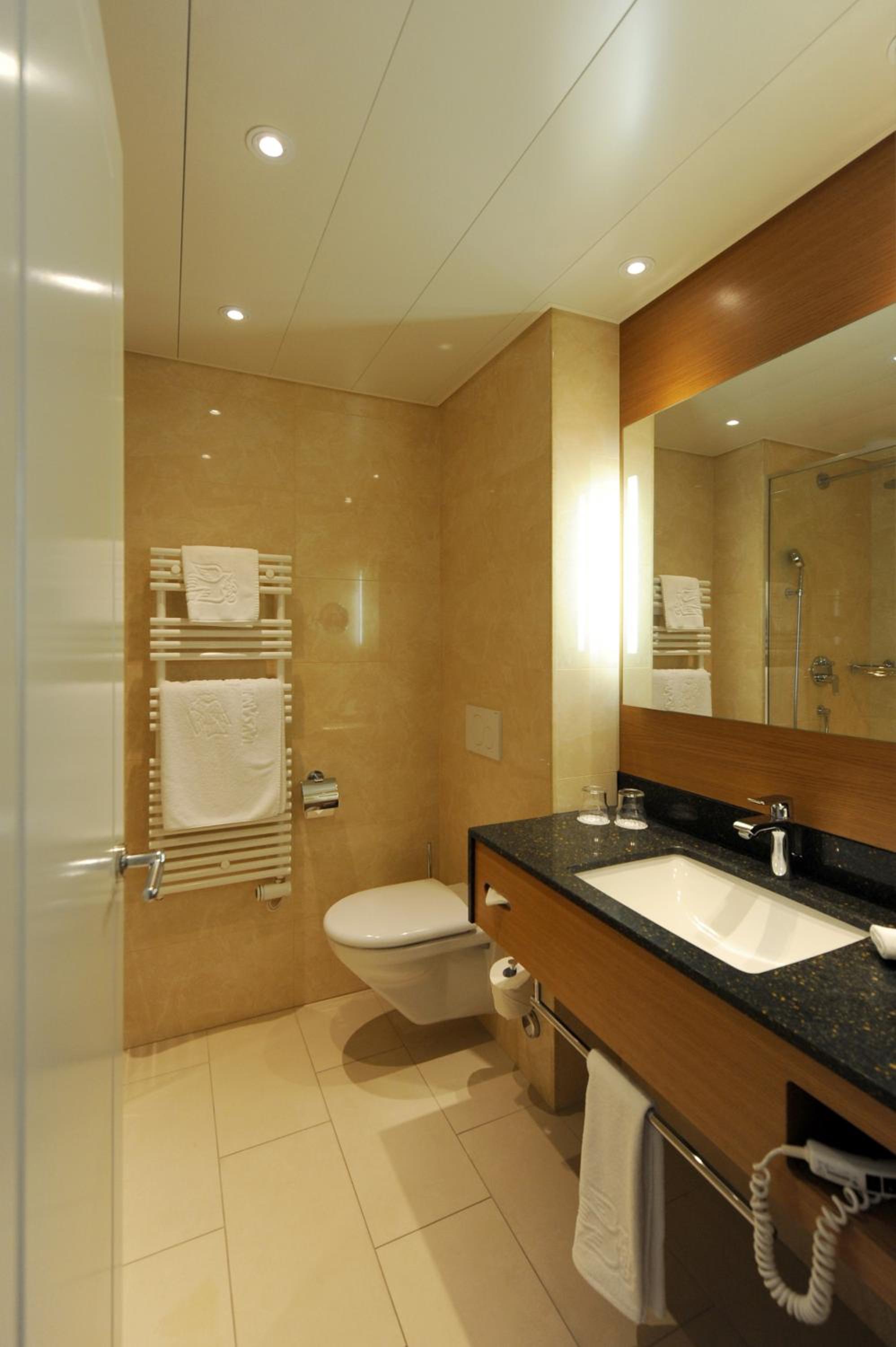 Double Room with Lake View