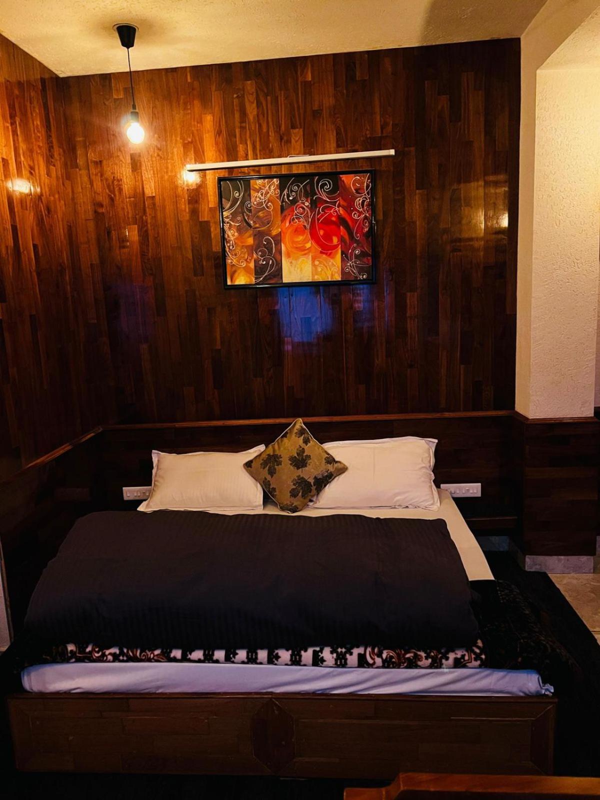 Double Room with Mountain View photo 2