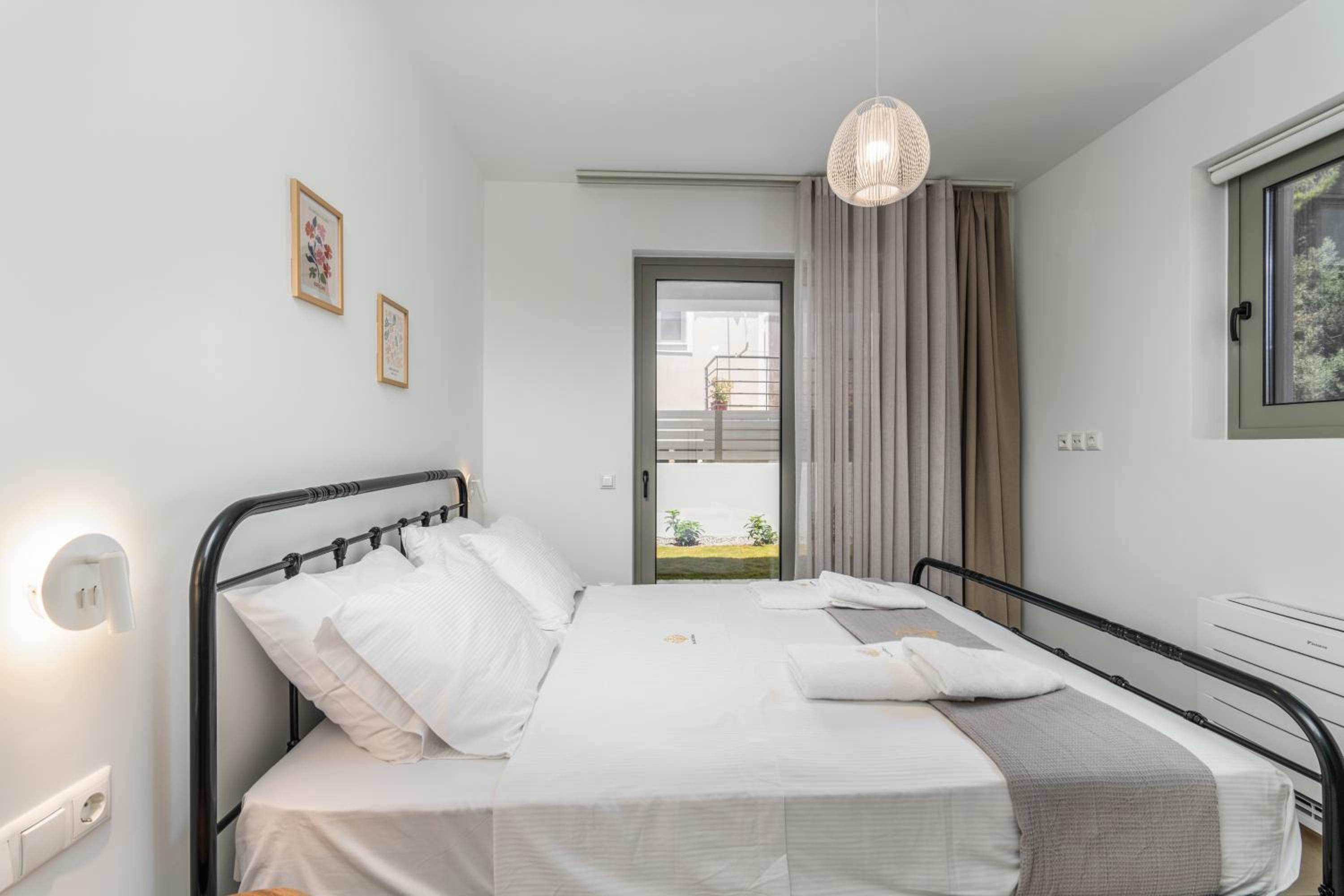 One-Bedroom Apartment with Garden