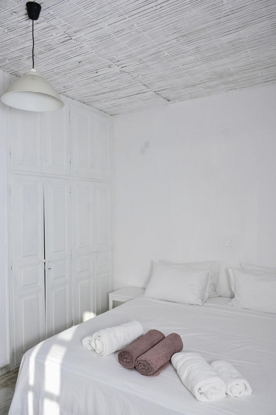 Double or Twin Room with Sea View photo 1