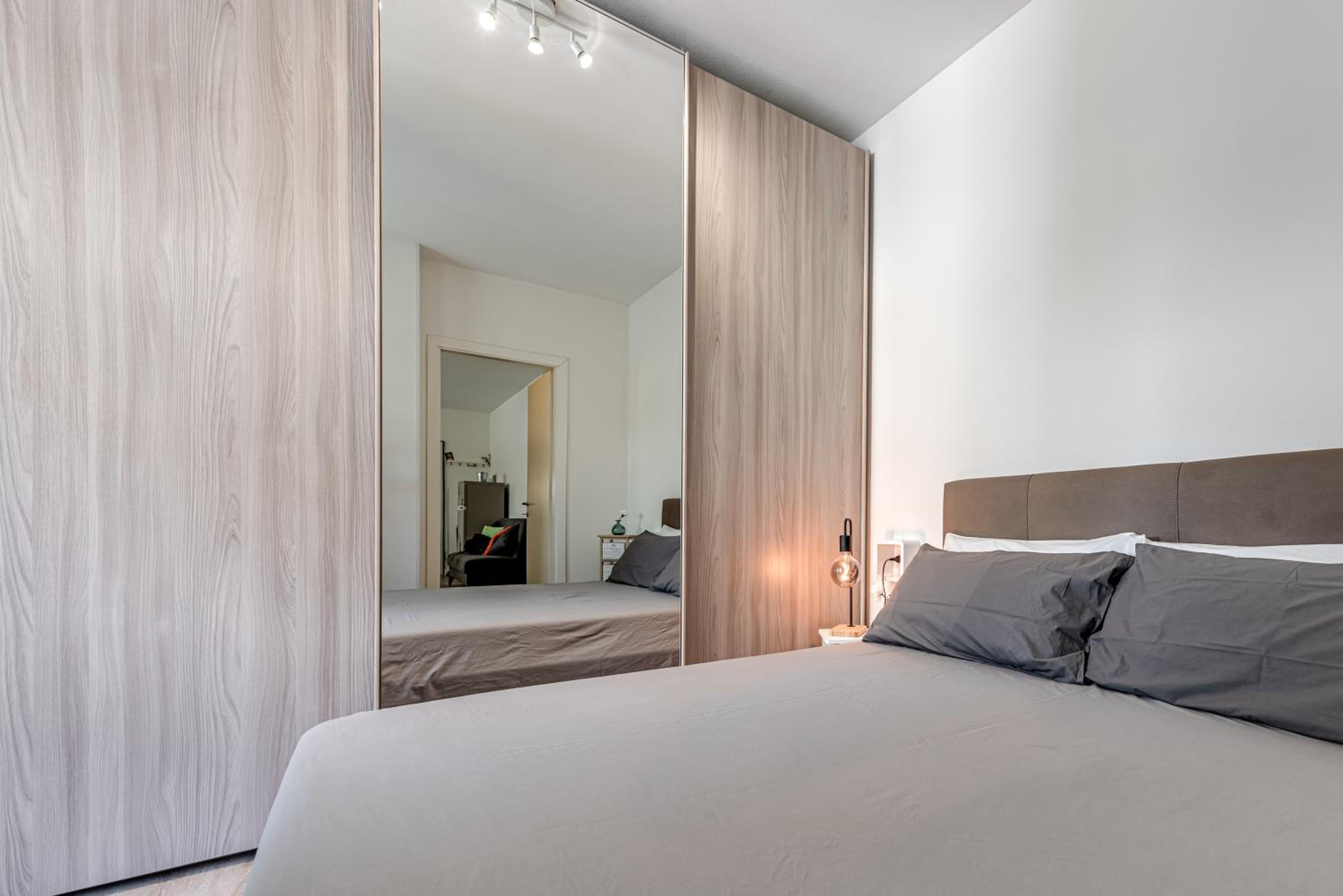 Superior One-Bedroom Apartment With Balcony photo 1