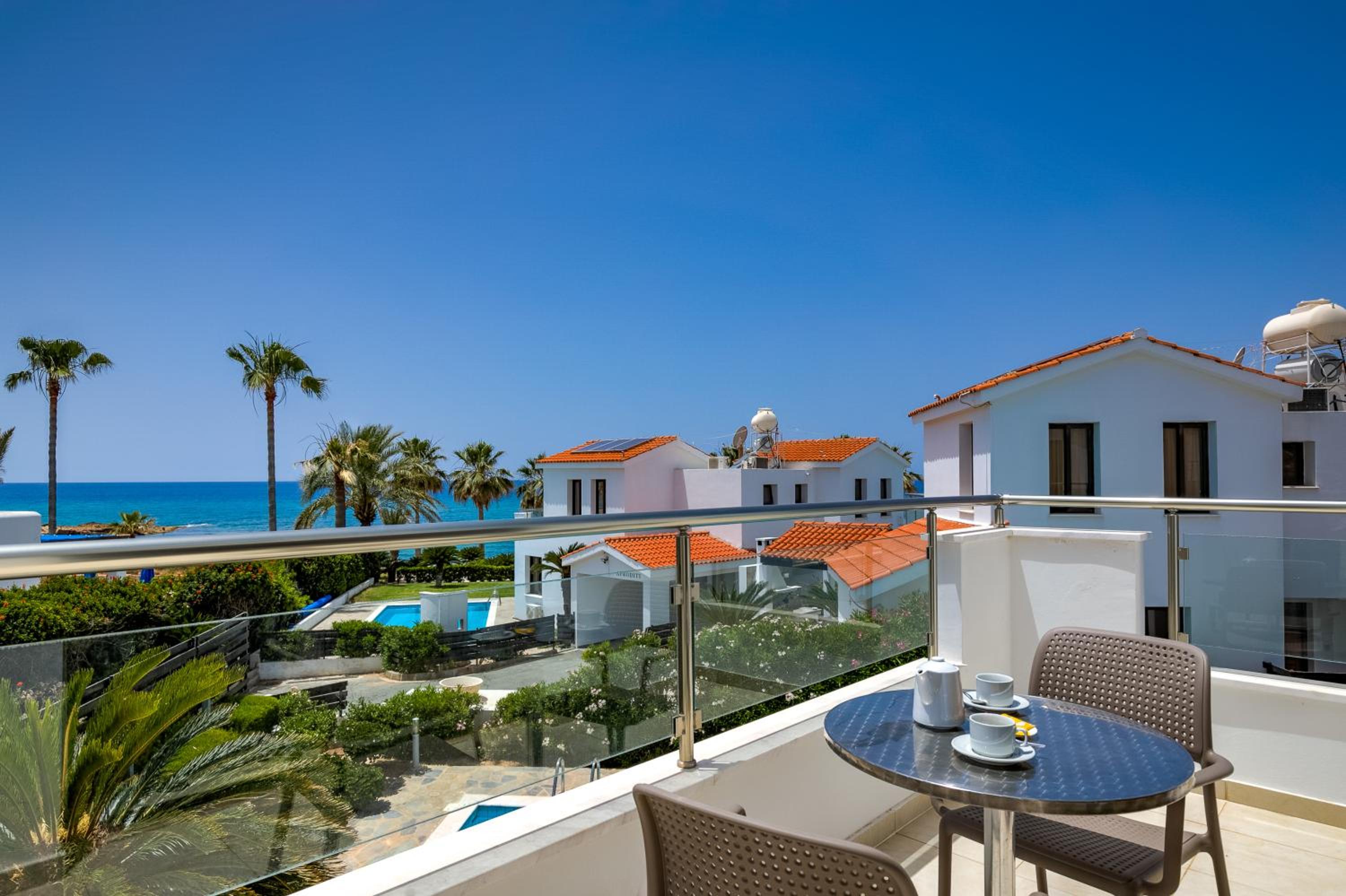 Three-Bedroom Villa with Private Pool & Sea View