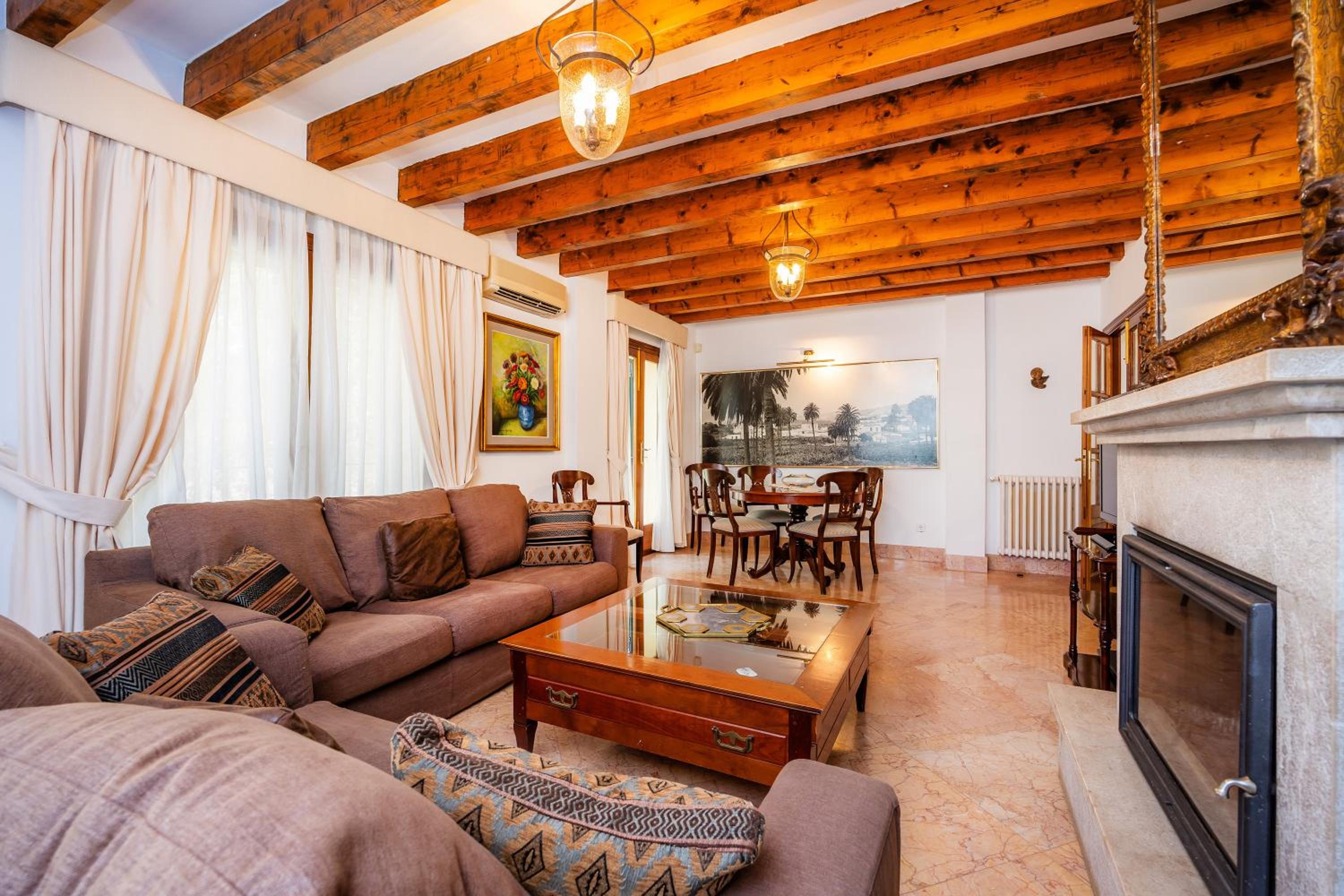 Casa de cinco habitaciones