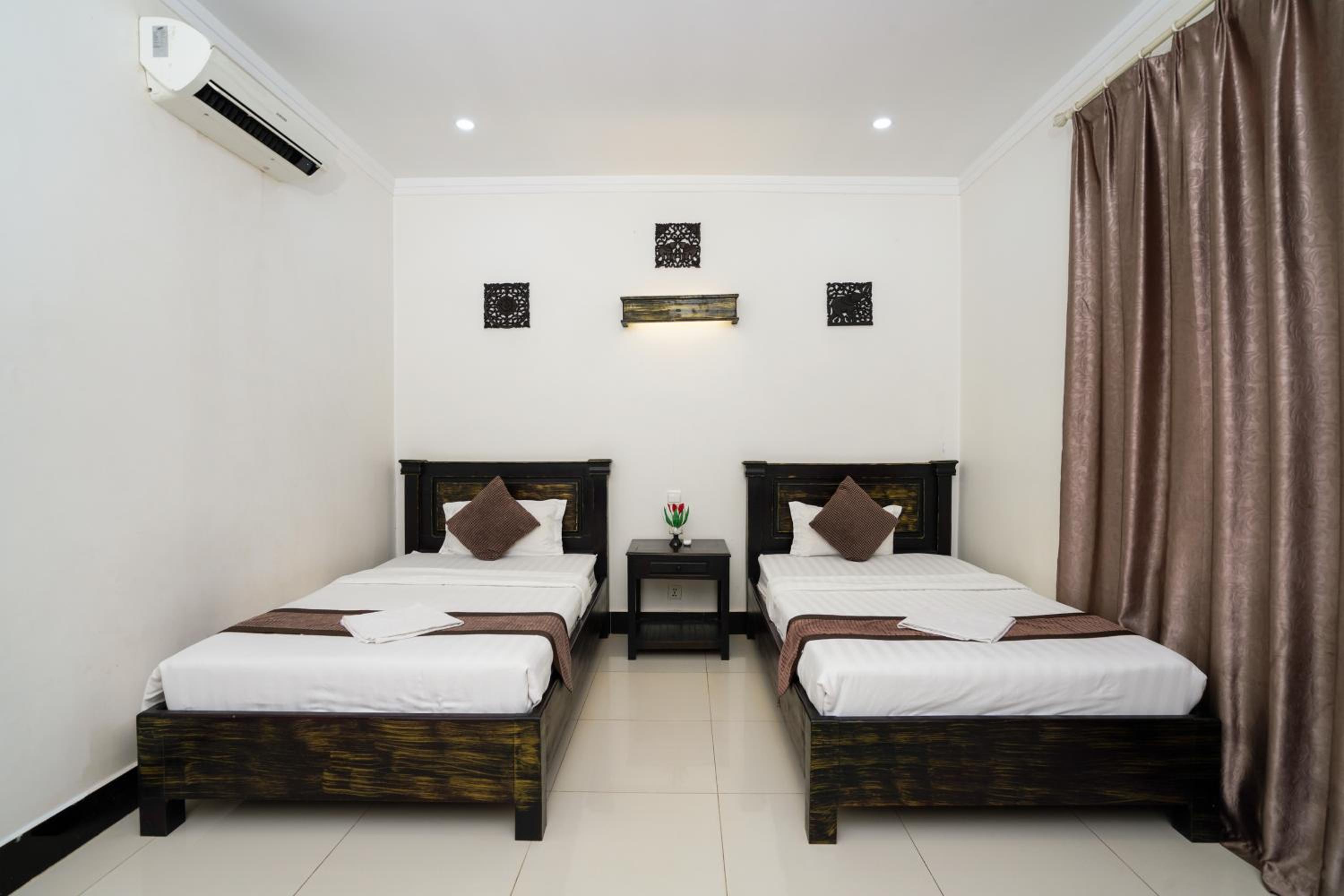 Twin Room With Balcony