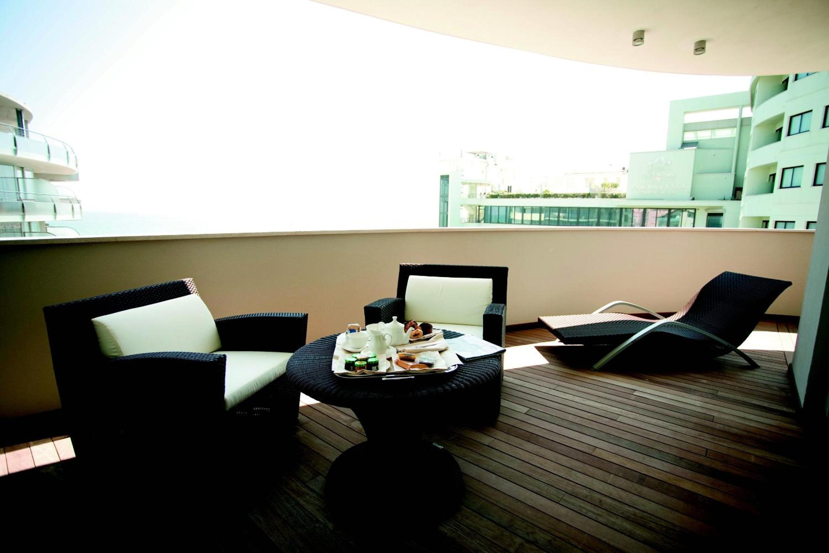 Executive Double Room - Photo 7