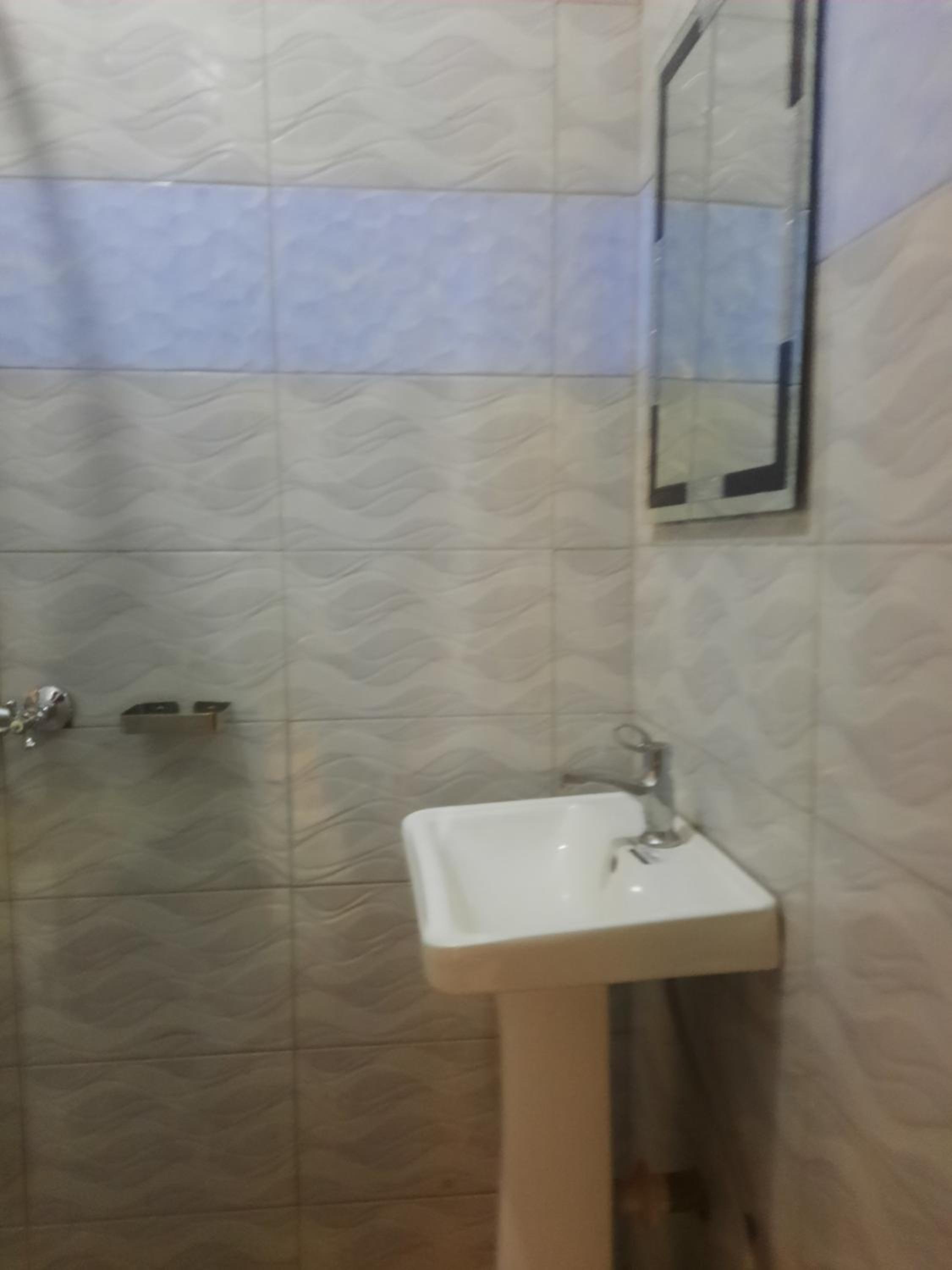 Single Room photo 3