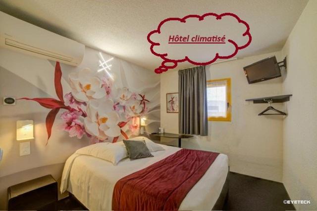 Double Room - Photo 11