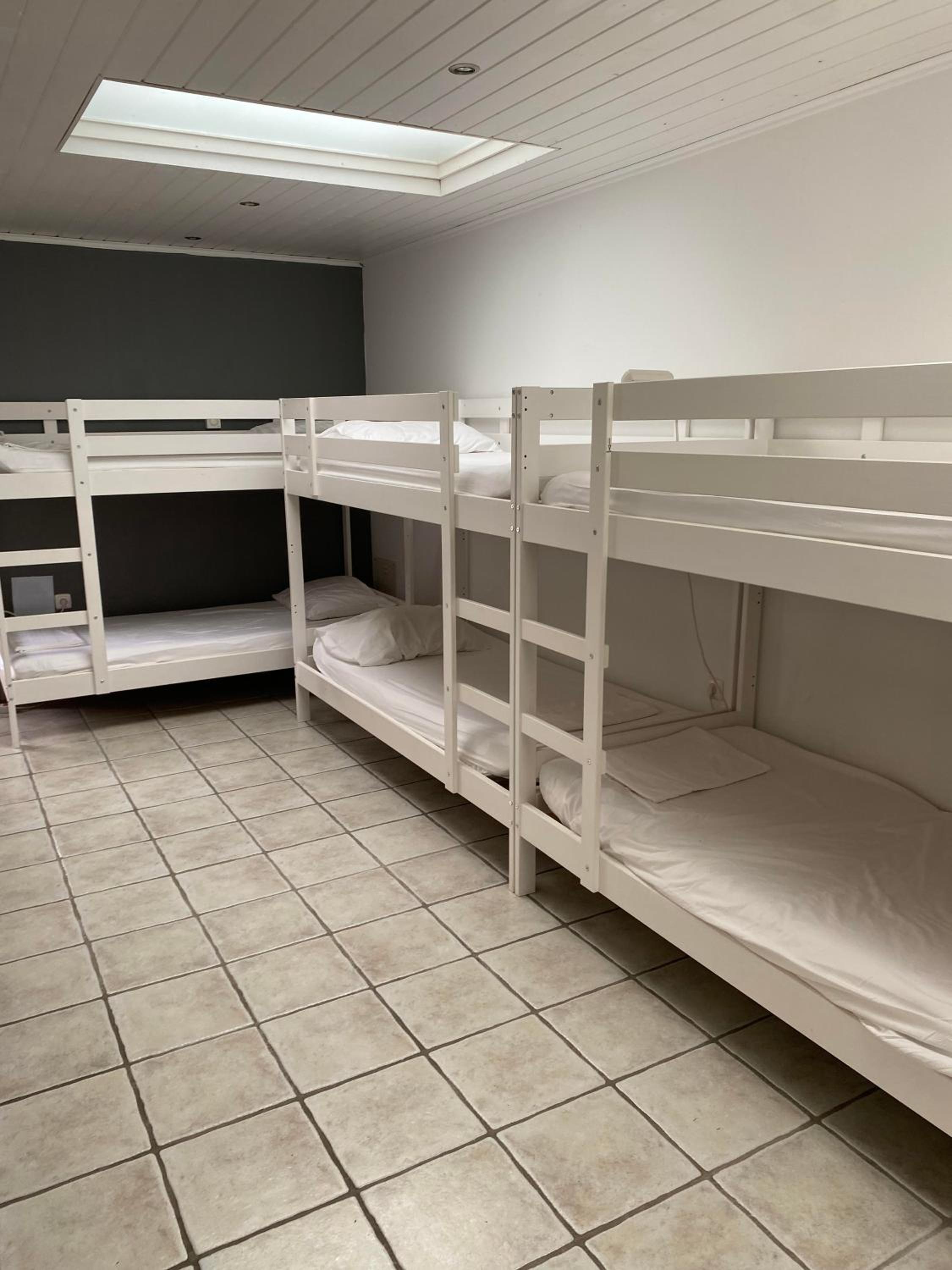 Bed in 10-Bed Mixed Dormitory Room photo 2