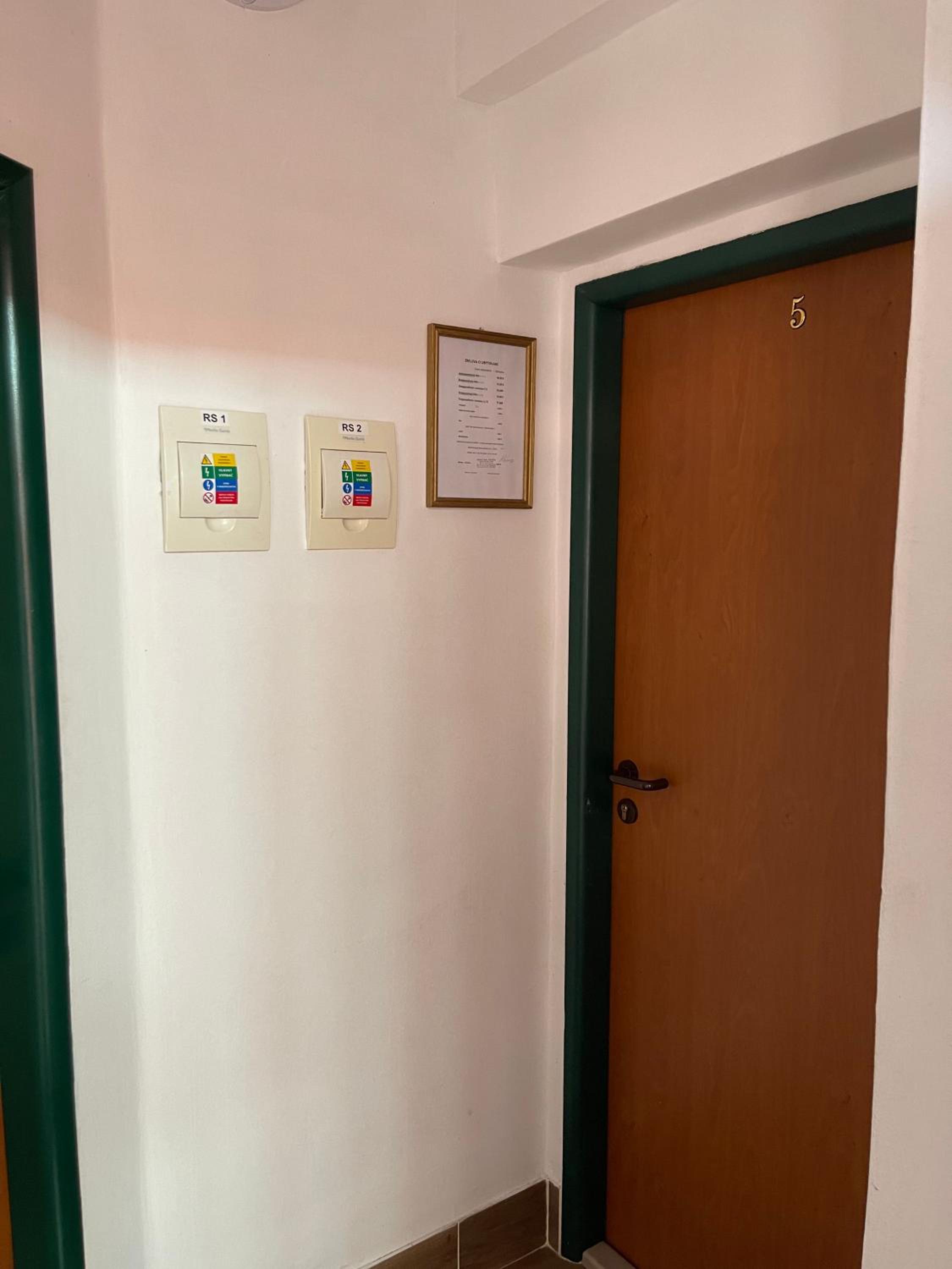 Budget Triple Room photo 3
