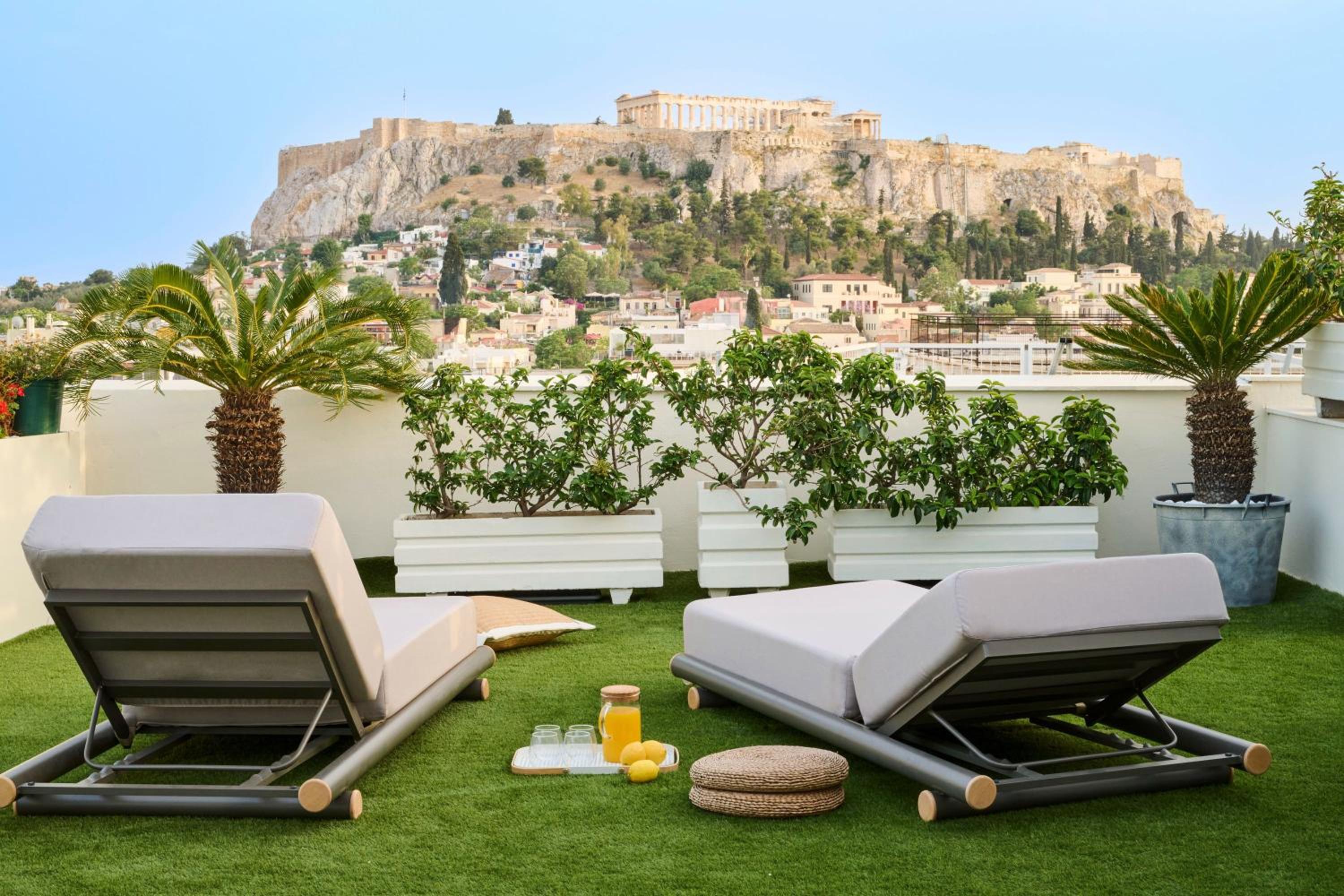 Apartment with View and Balcony photo 1