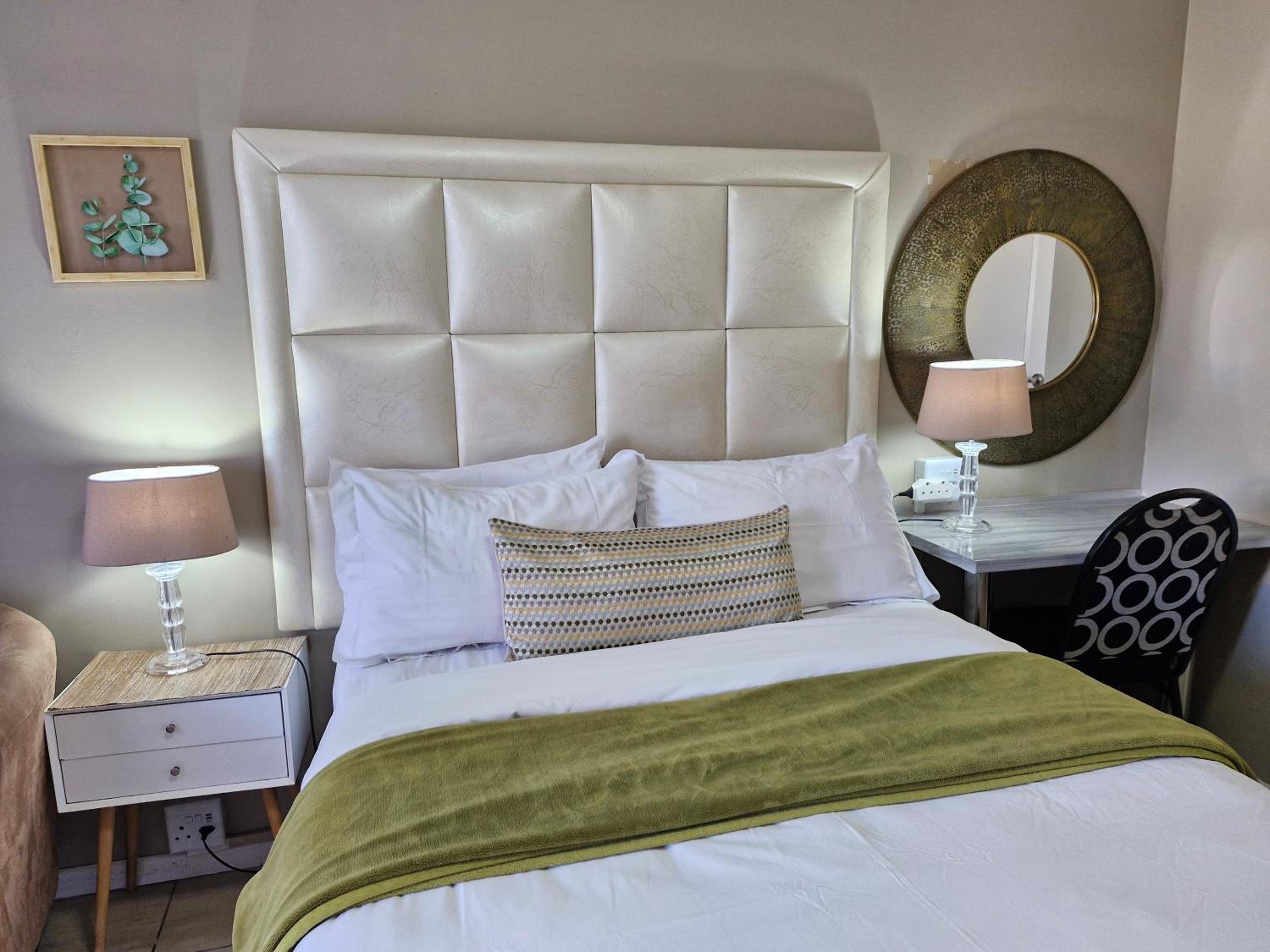  Double Room - Photo 1