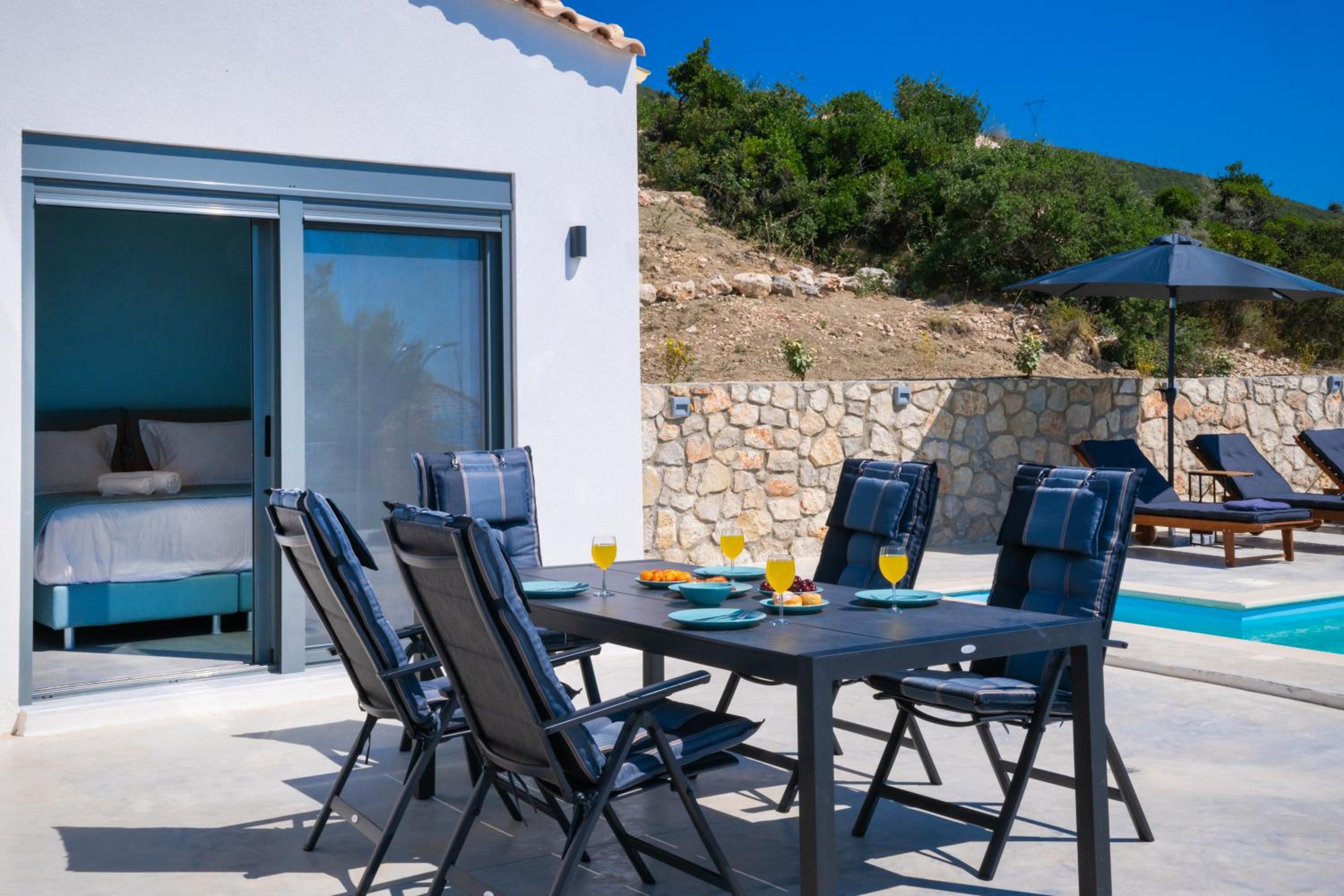Villa with Sea View photo 3