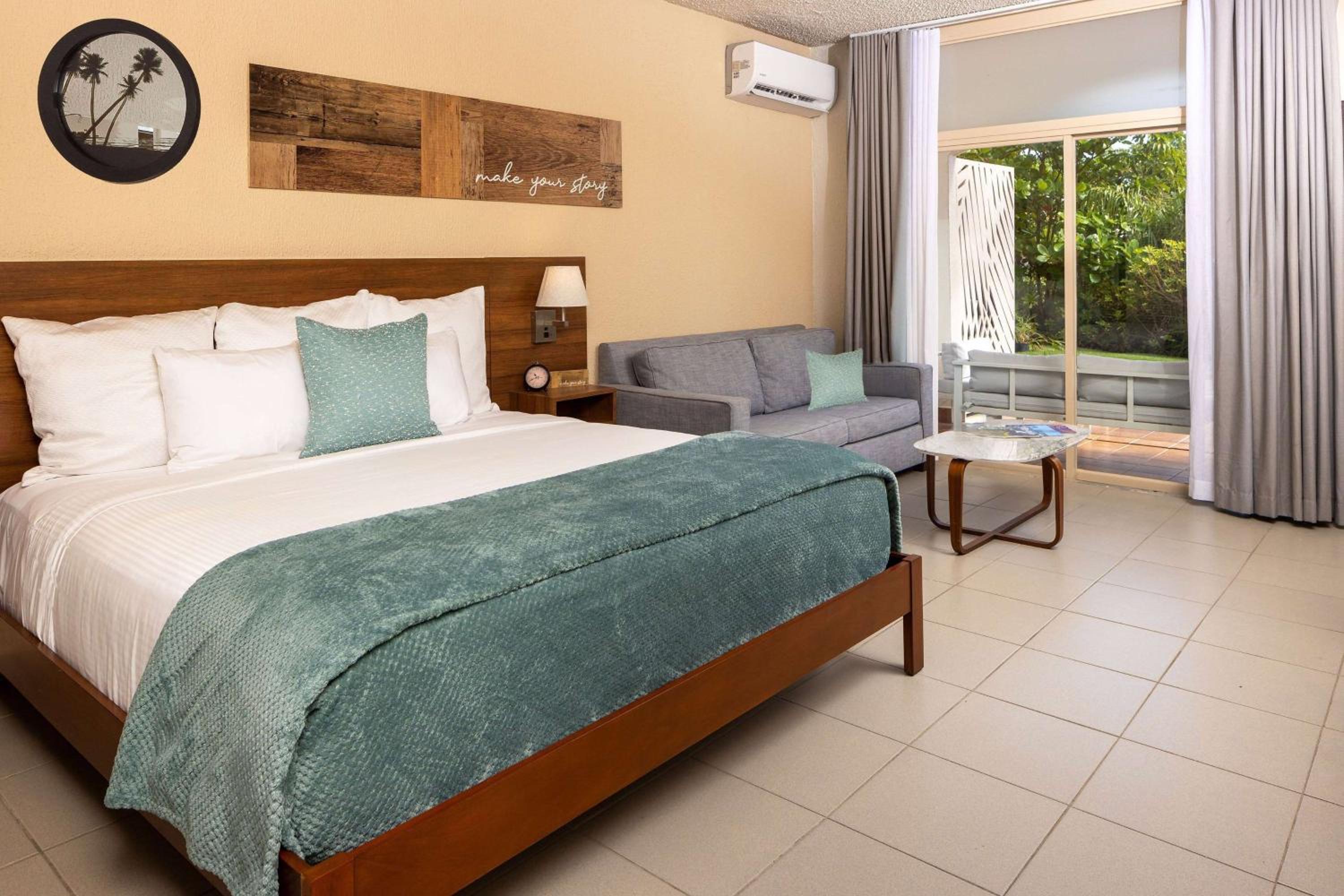Playa Collection King Room with Garden View - Photo 2