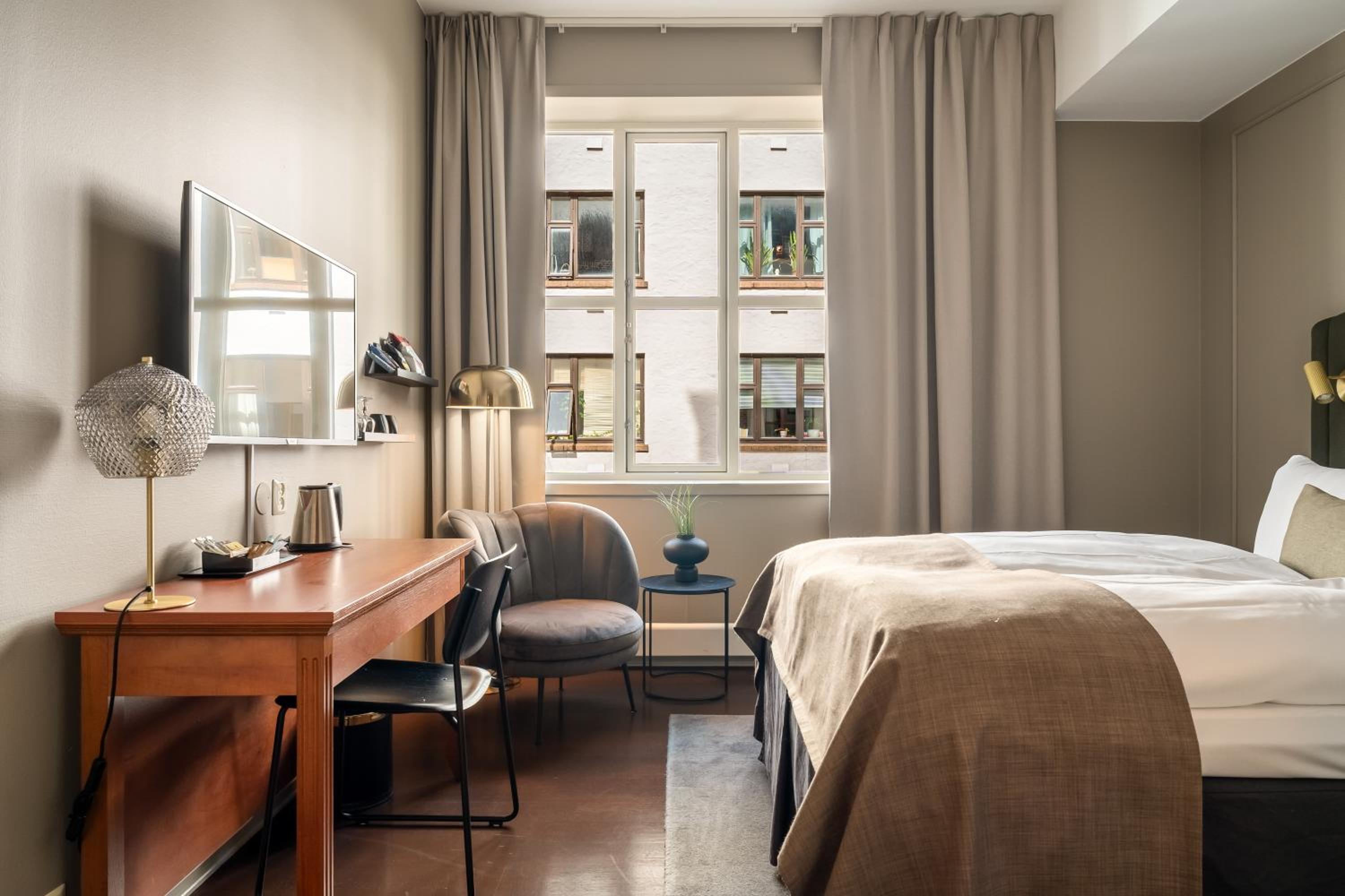 Standard Double Room - Photo 4