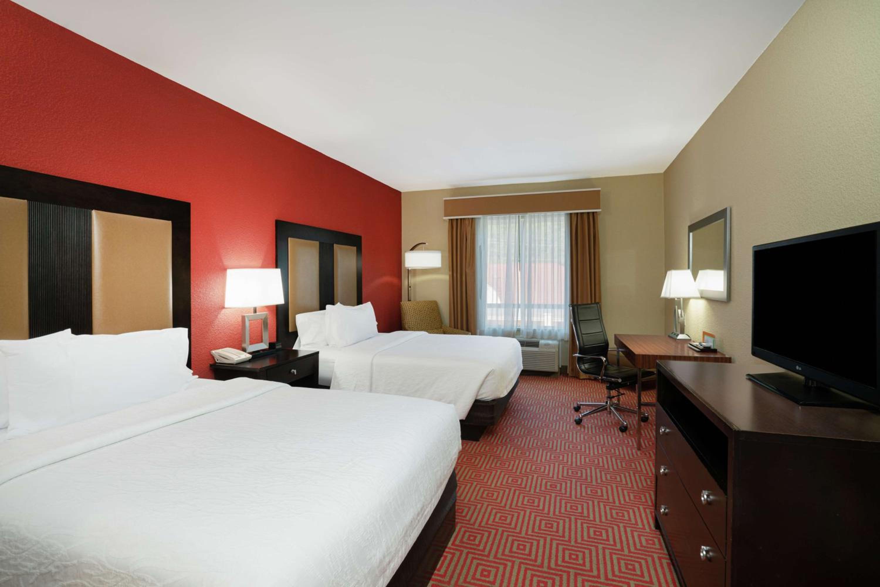 Queen Room with Two Queen Beds - Photo 1