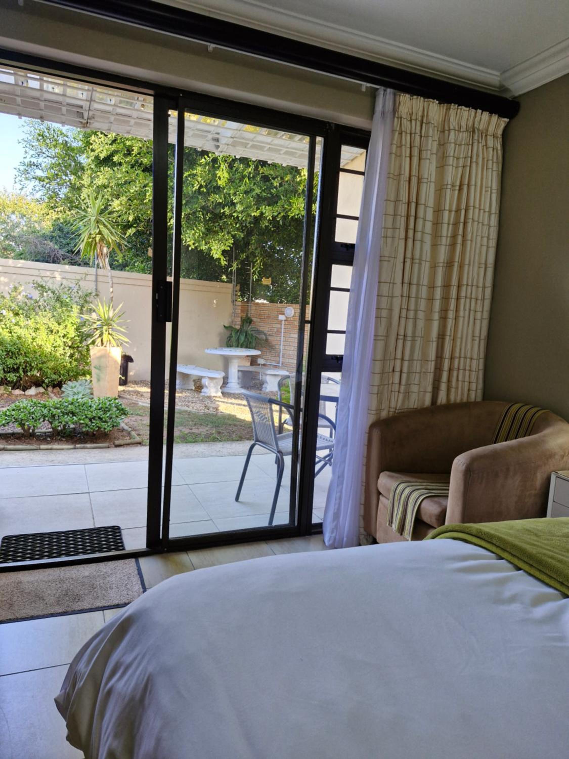  Double Room - Photo 14