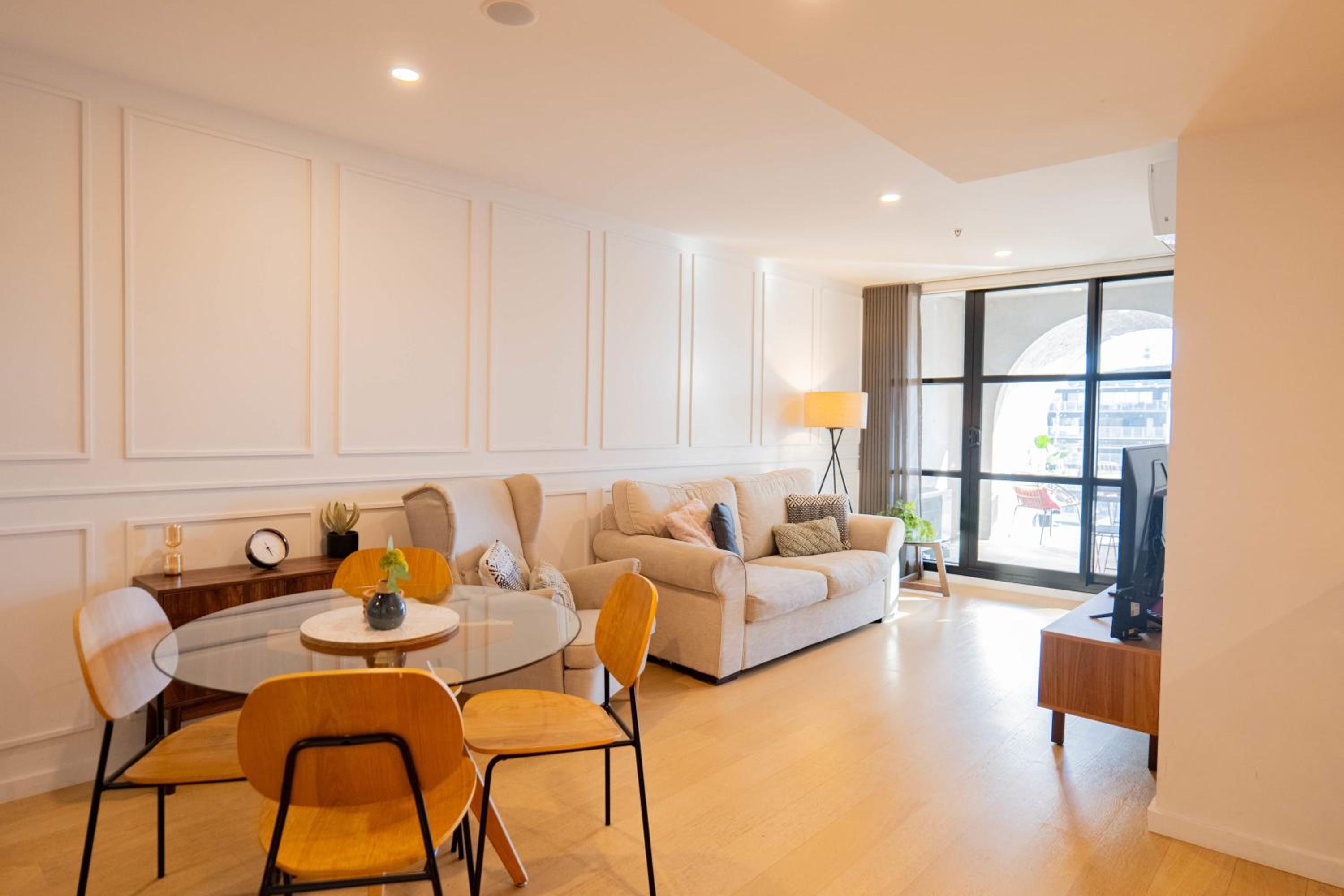 Apartment photo 1