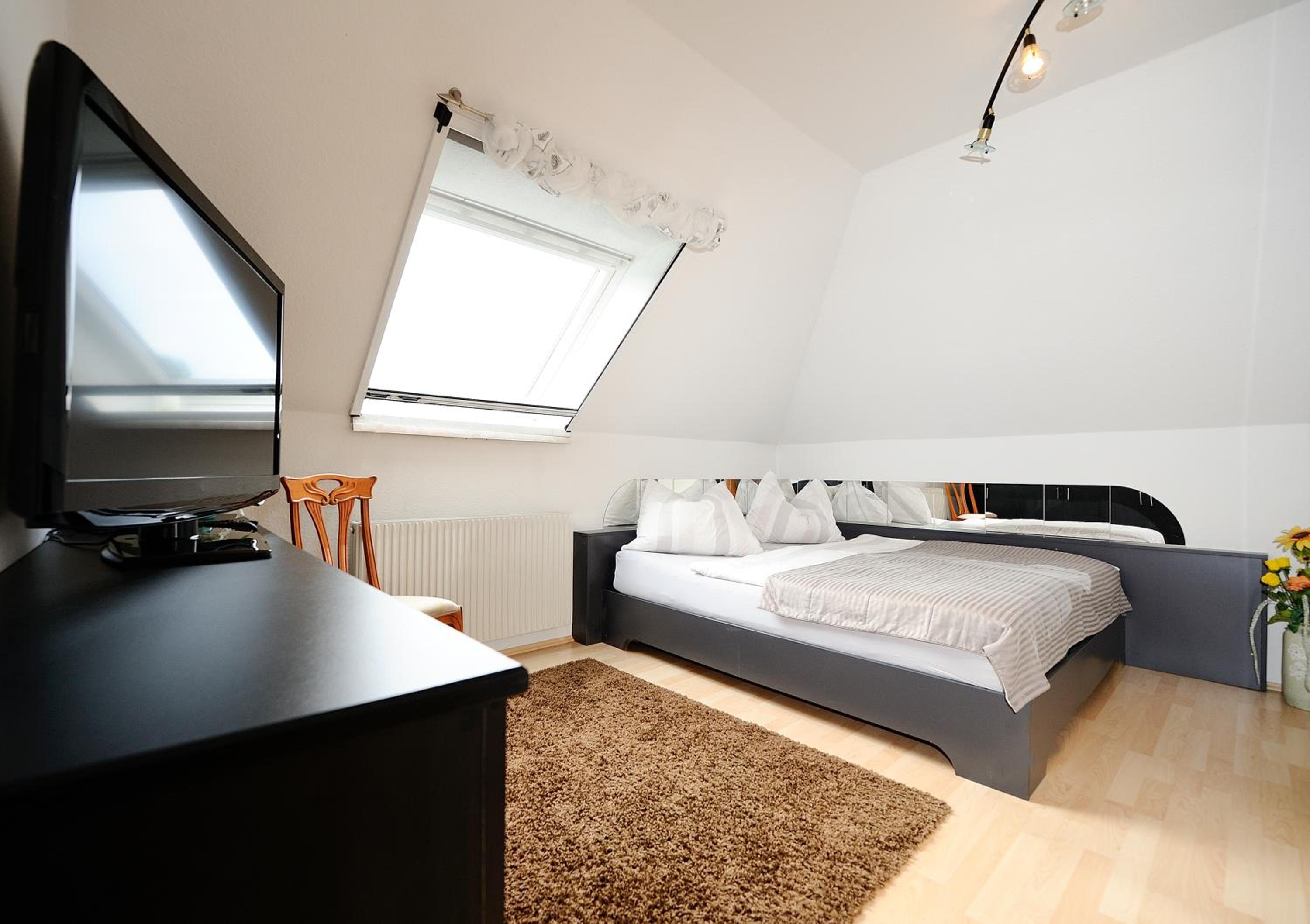 Deluxe Double or Twin Room photo 1
