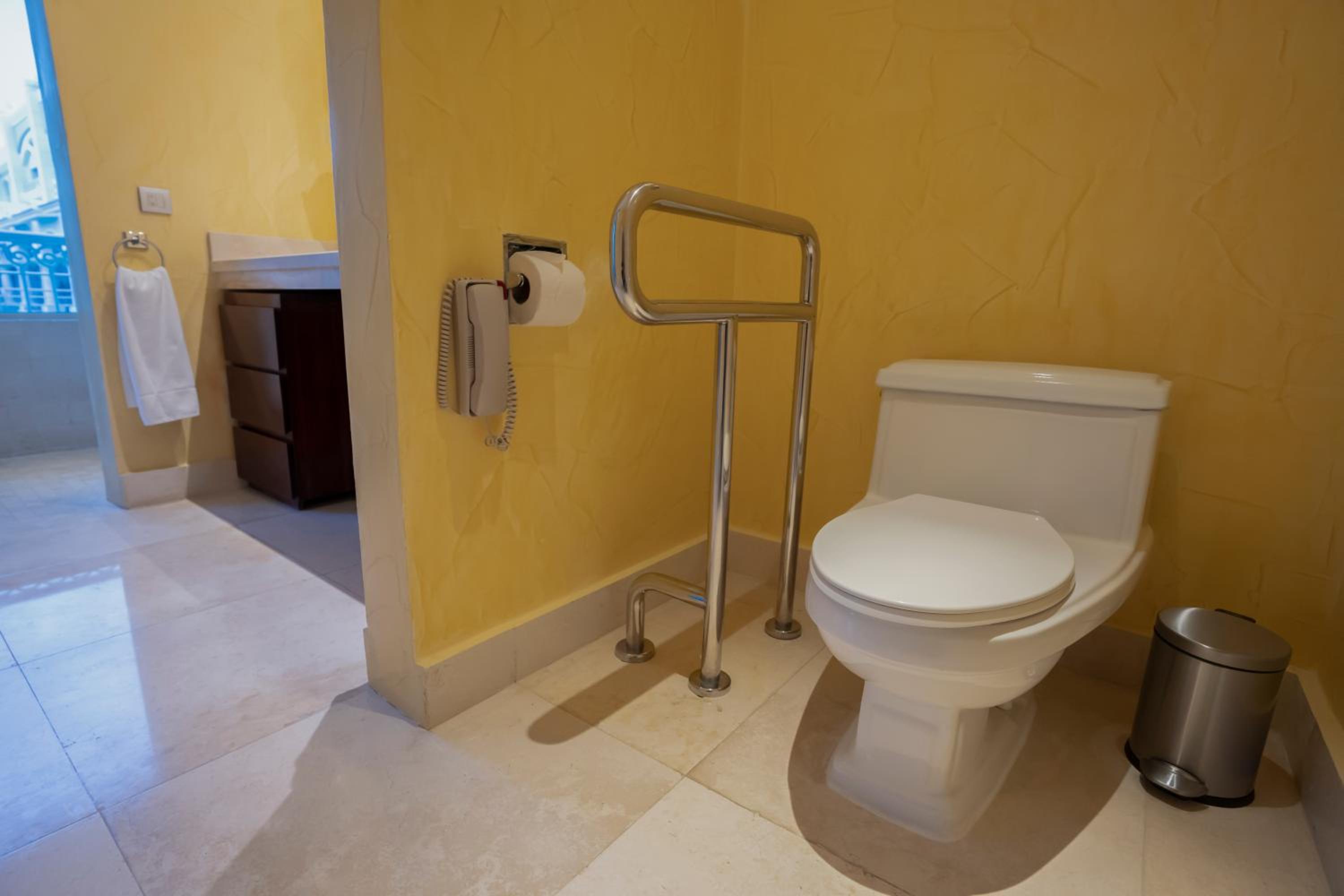Accessible Suite Single Use photo 3