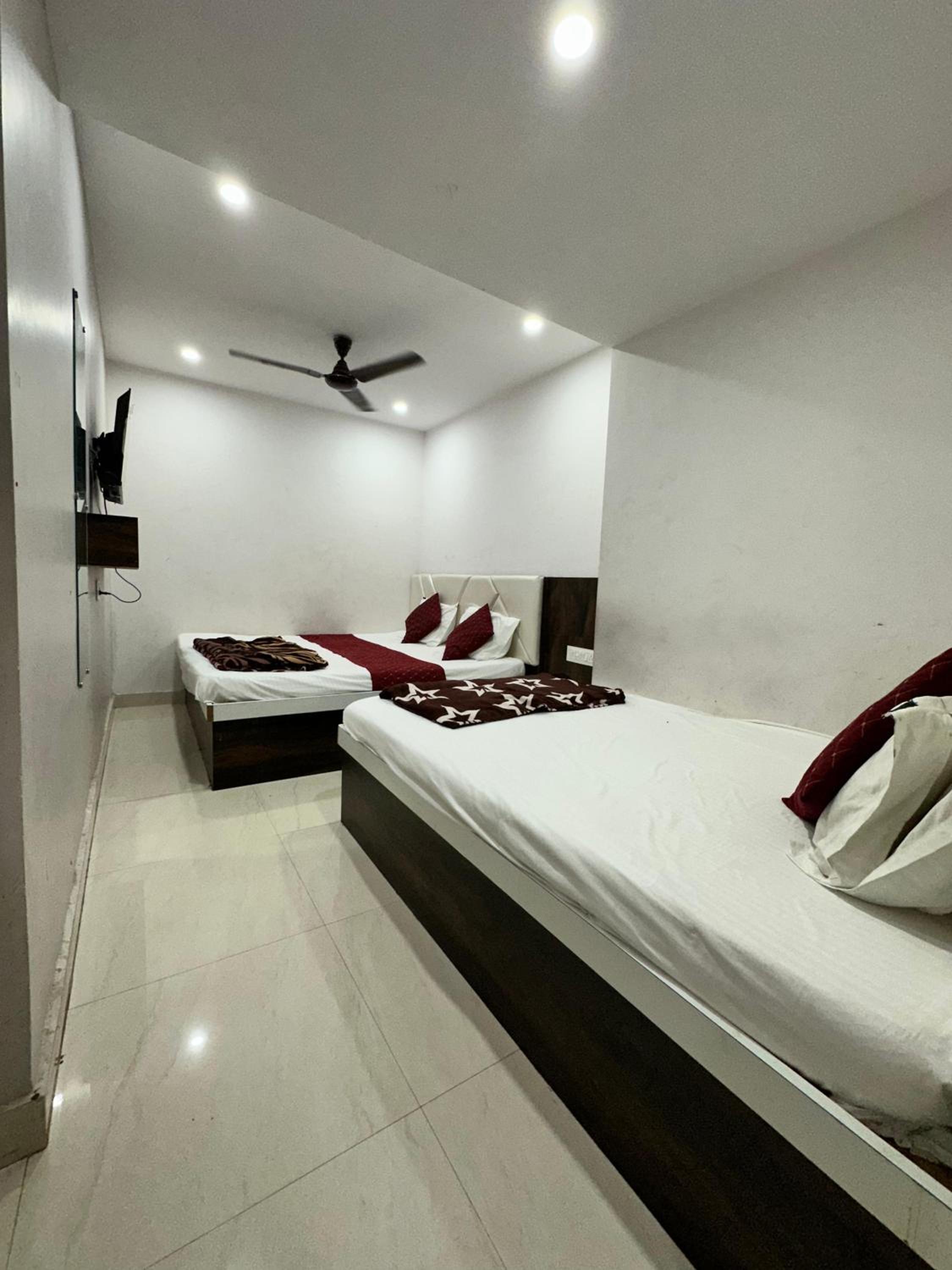 Deluxe Triple Room