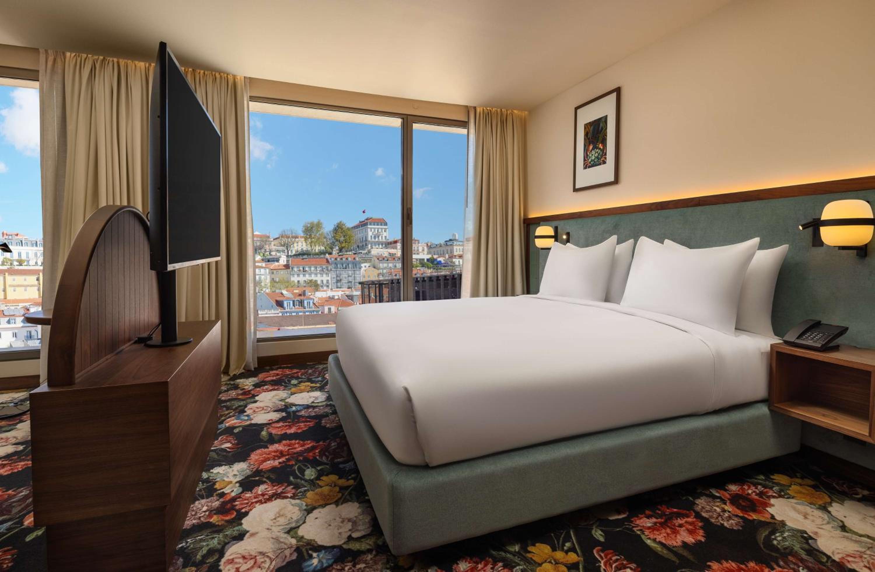 Junior Suite - Lisboa View - Photo 1