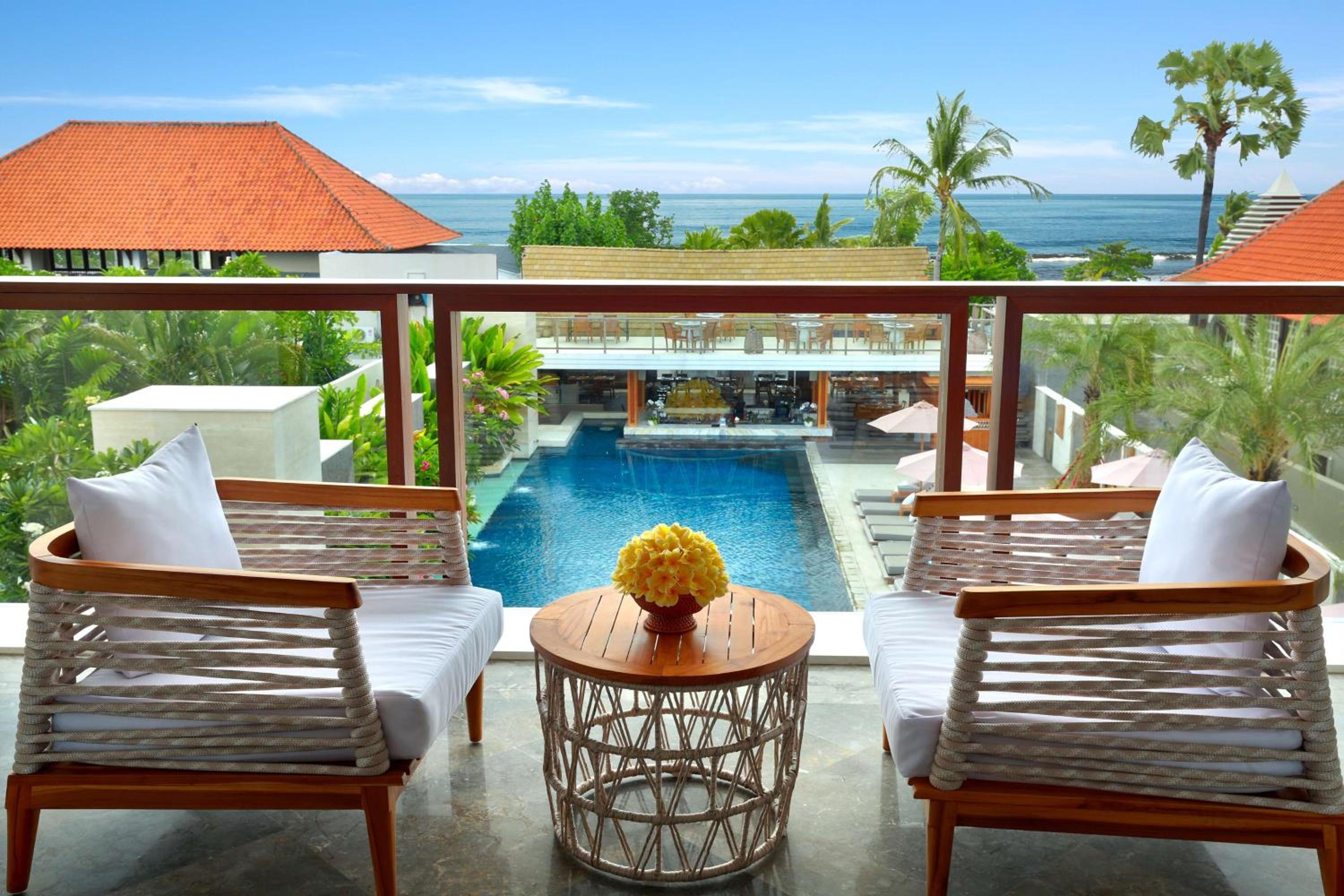 Grand Suite Ocean View with Spa Bath and Daily Beers photo 2