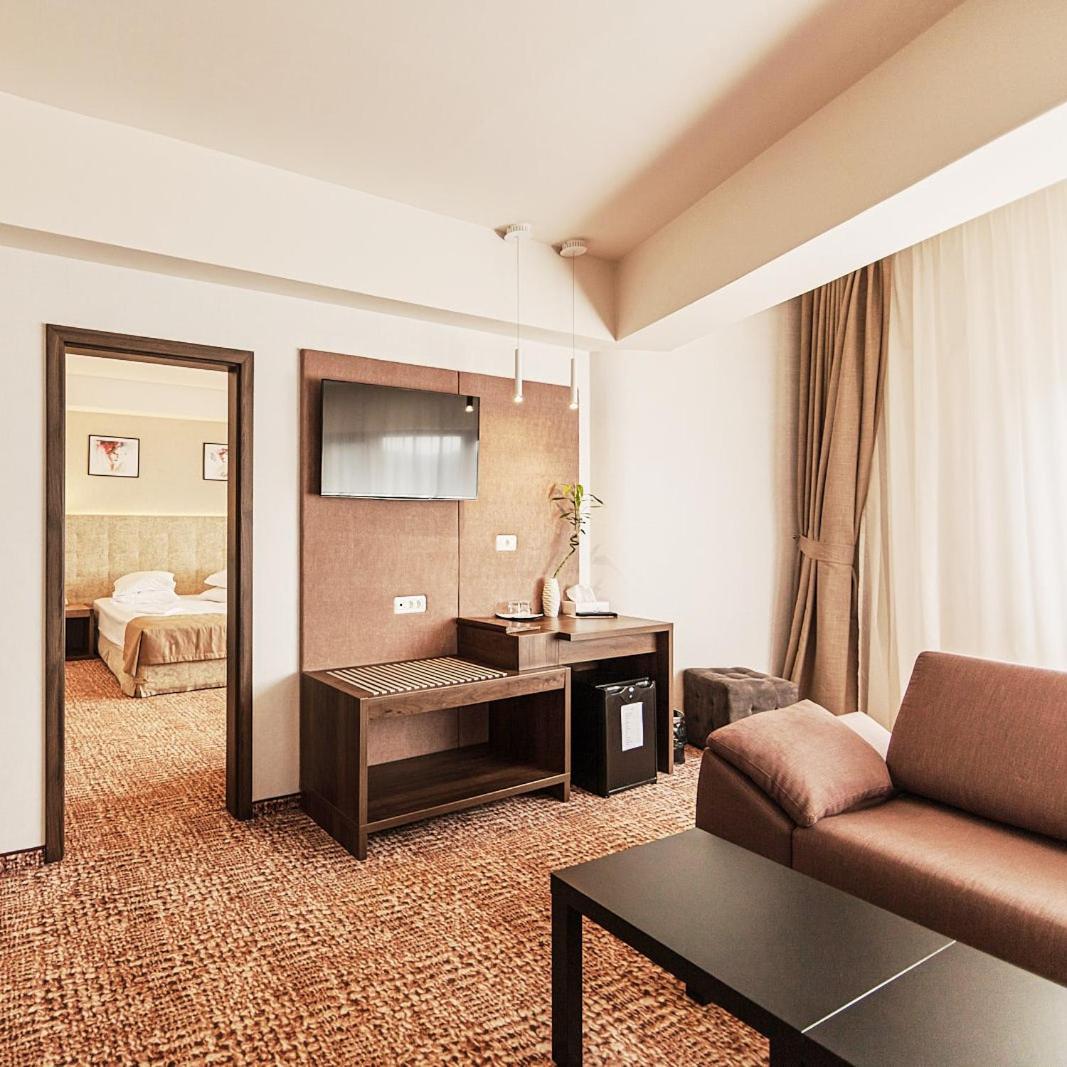 Suite with Balcony Grand Belvedere photo 2