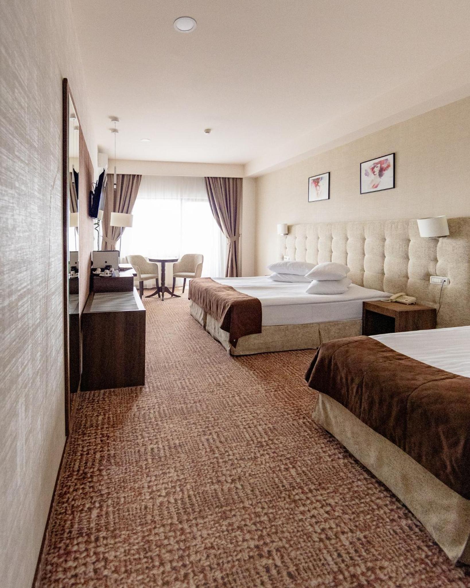 Triple Room with Balcony Grand Belvedere photo 1
