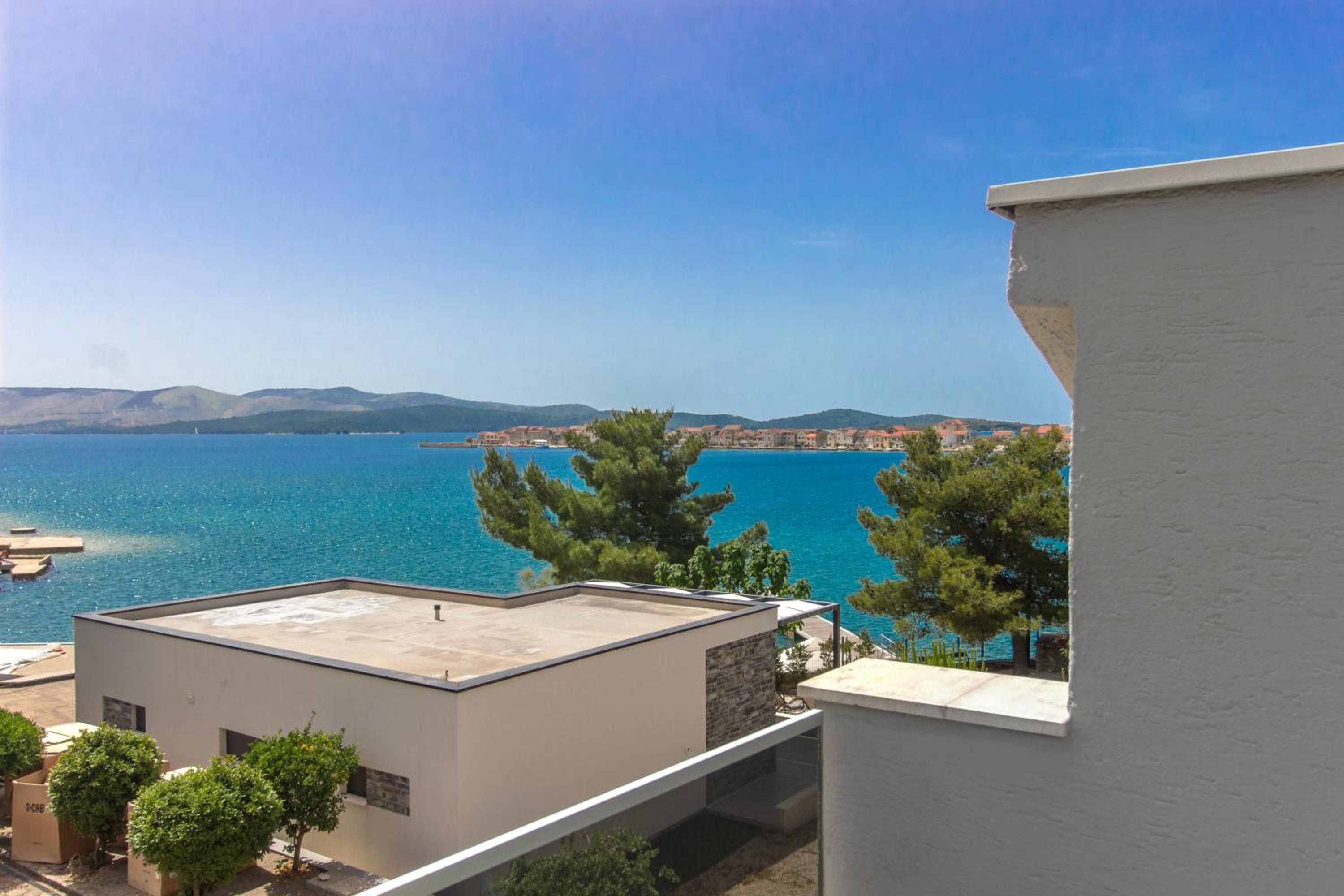 Studio with Balcony and Sea View - Photo 4