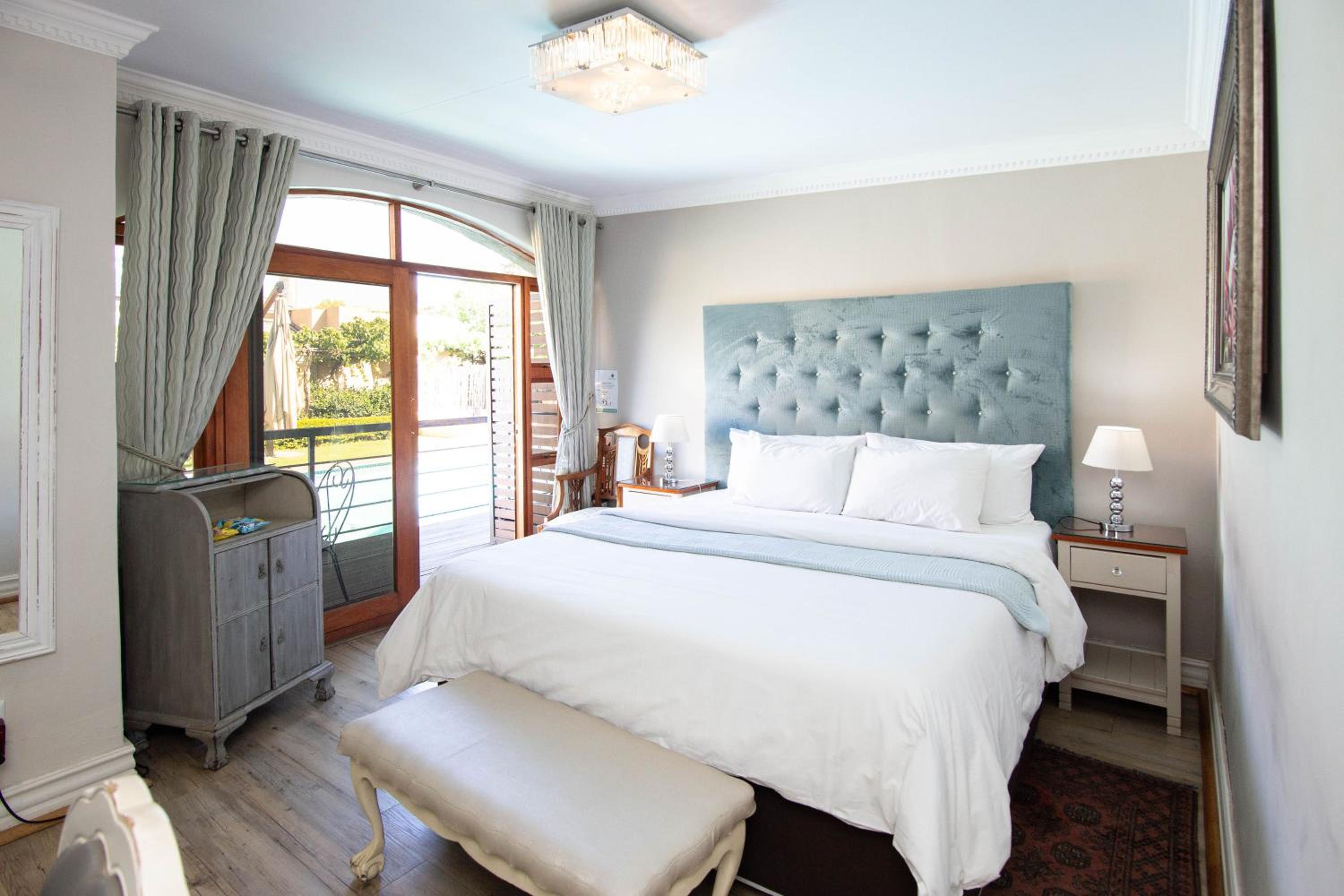 Deluxe Double Room photo 2