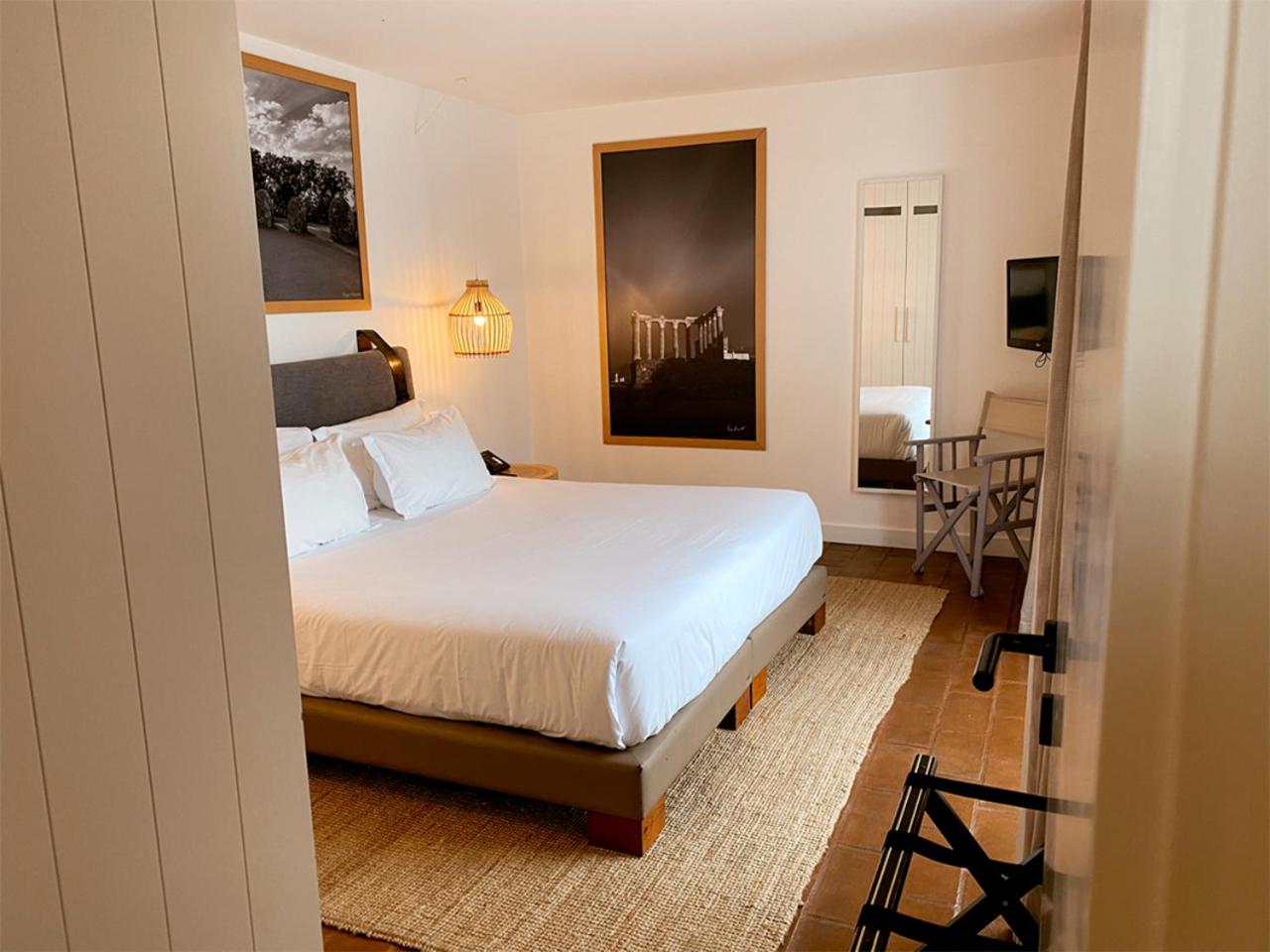 Premier Suite with Extra Bed (2 Adults + 1 Child)