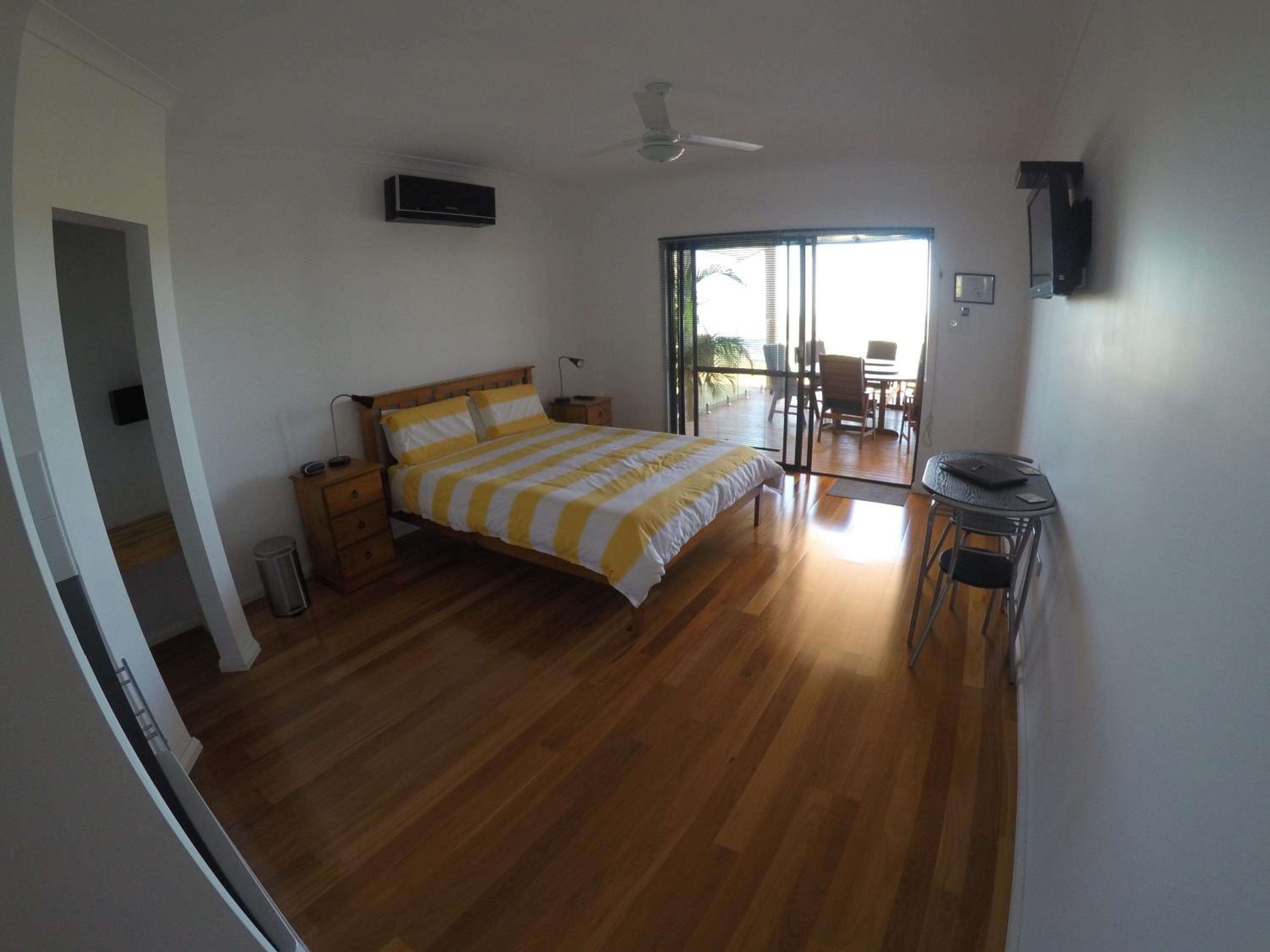 Deluxe Double Room with Sea View photo 2