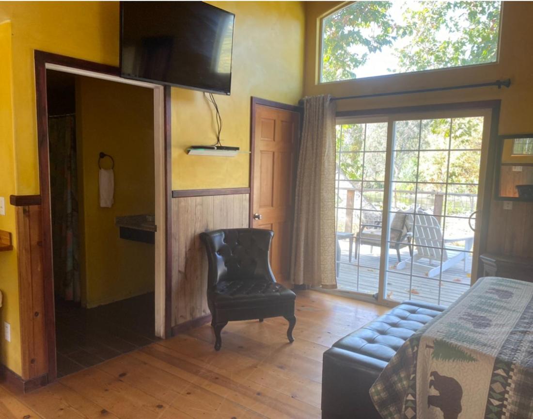 Family Room with Terrace and a Loft - Photo 3
