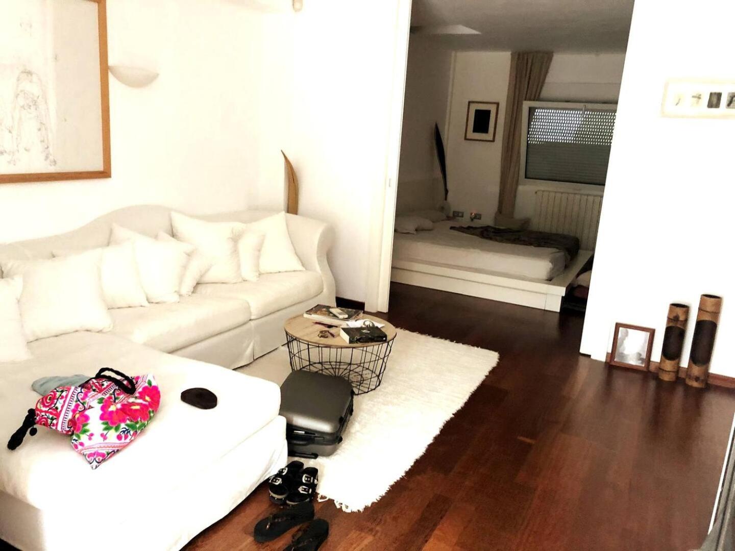 Villa photo 2