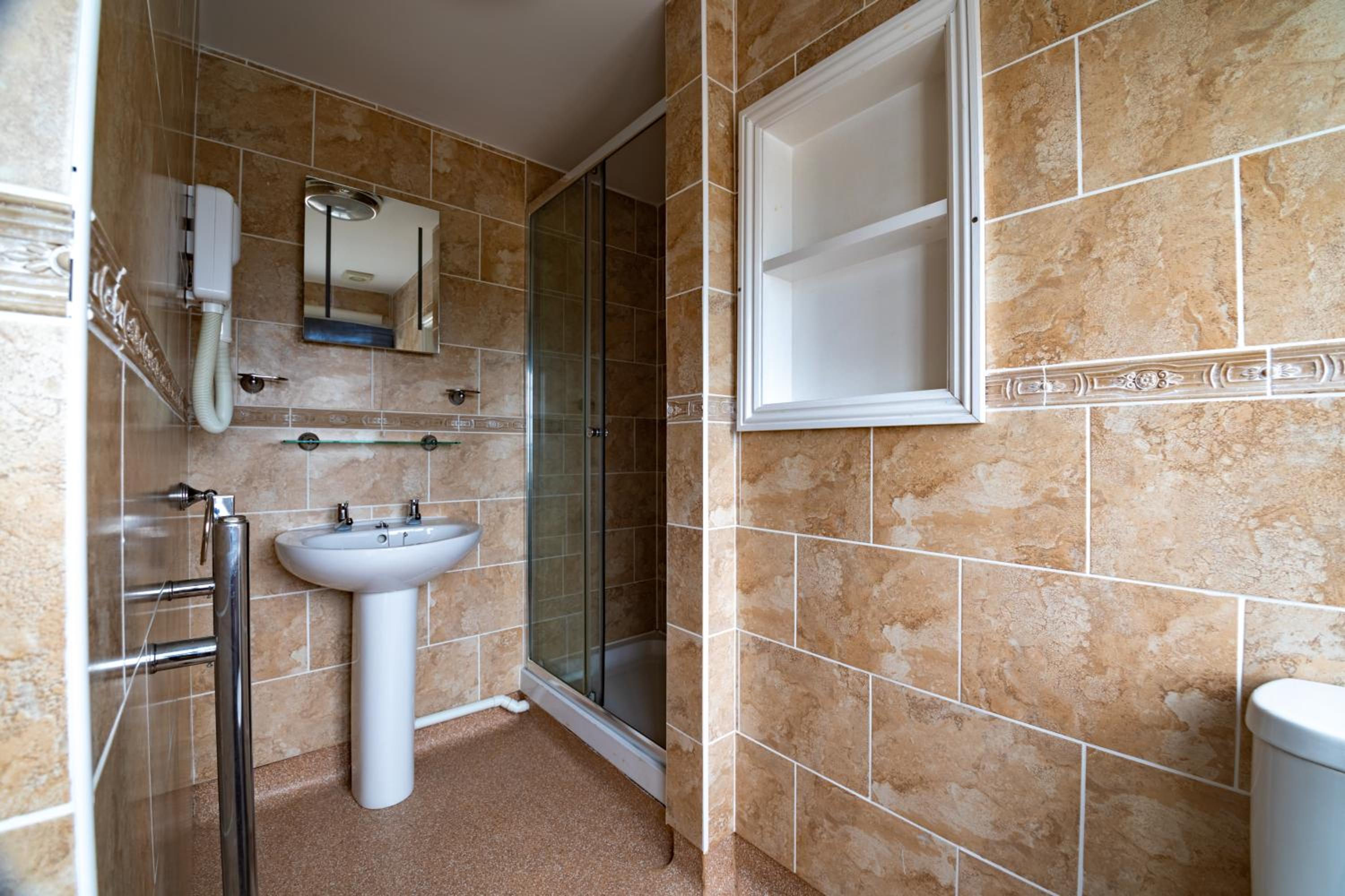 Single Room photo 2