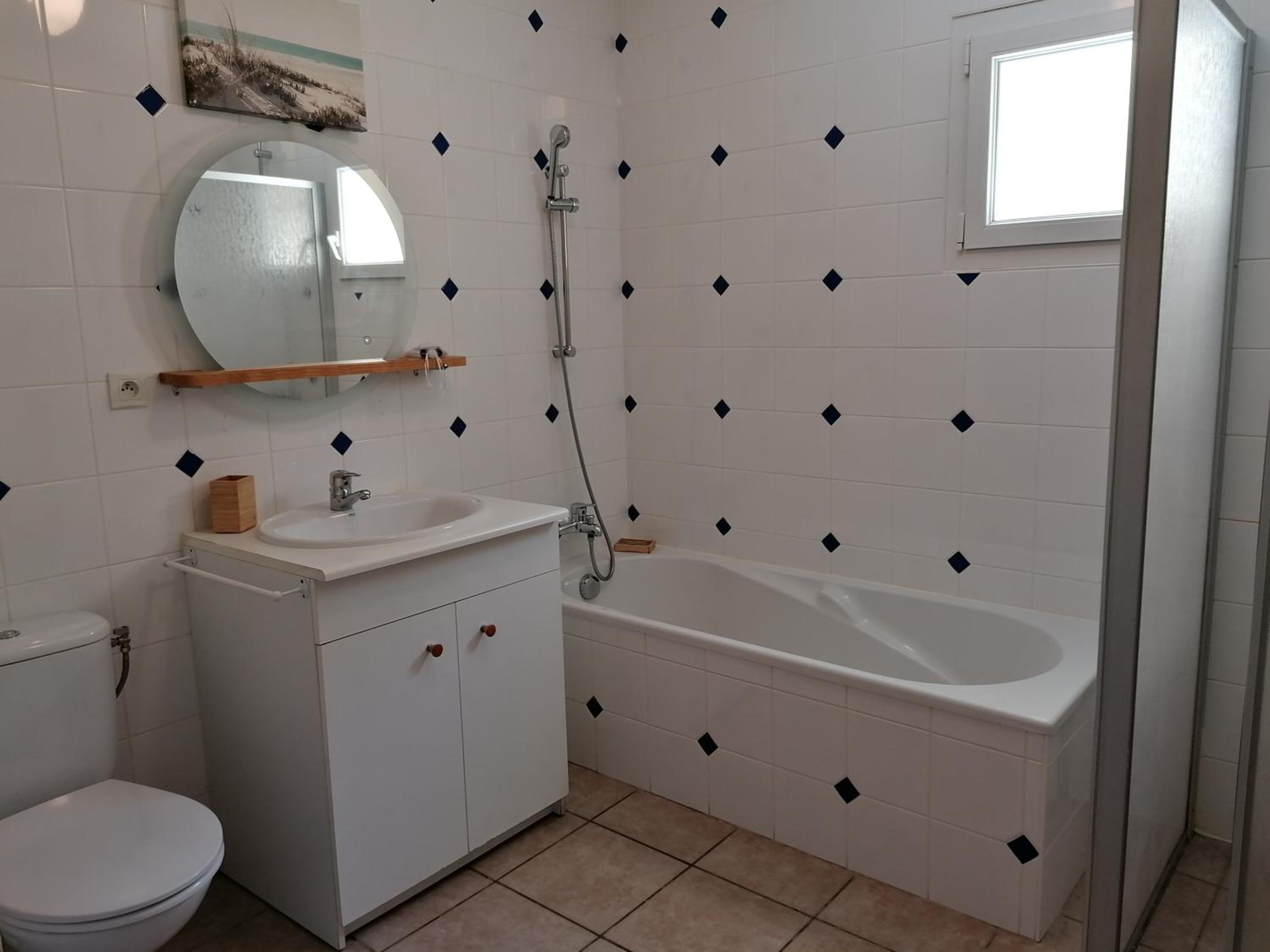 Three-Bedroom Villa without swimming pool photo 3