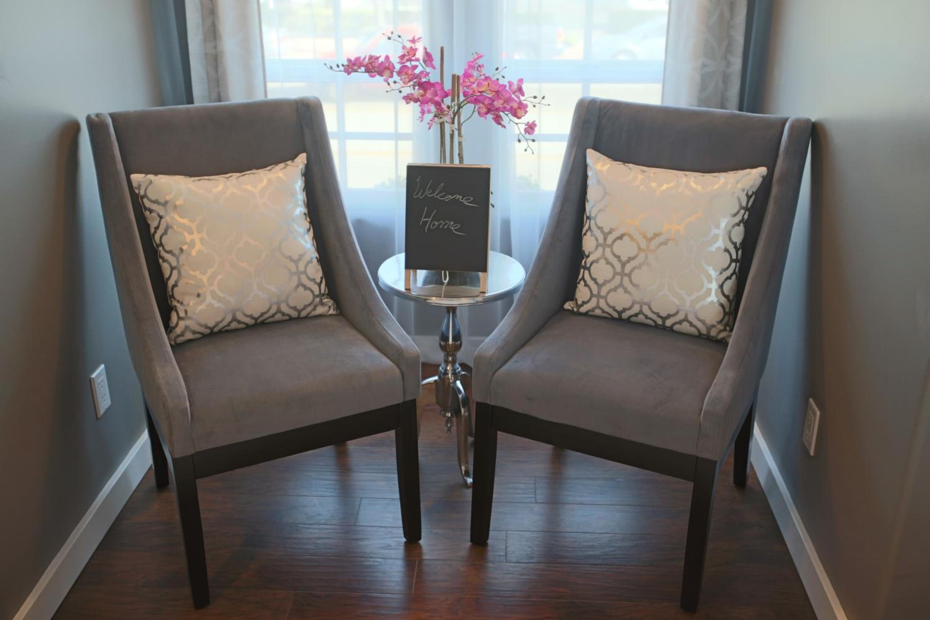 Deluxe King Room photo 2