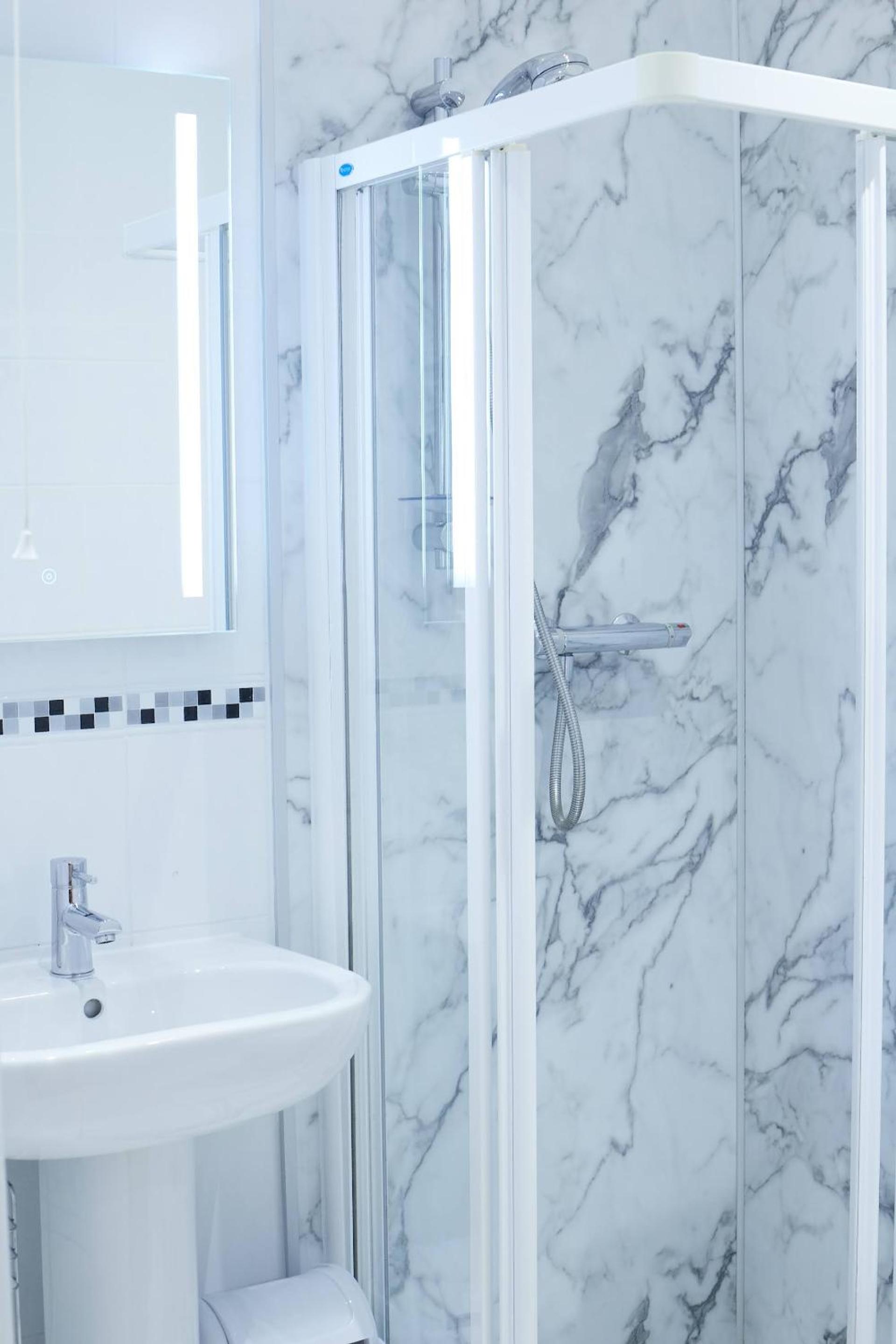Family Room with Shower photo 2